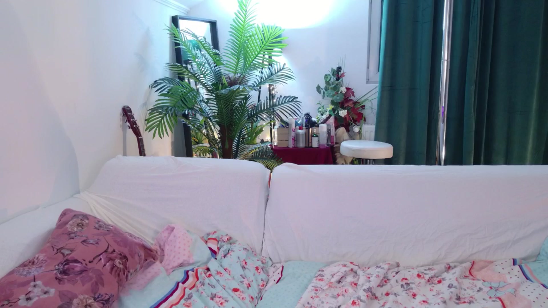 Gallery image thumbnail from MilaJoulie's myfreecams stream on, 01/13/2026, 01:26 image 18 of 20