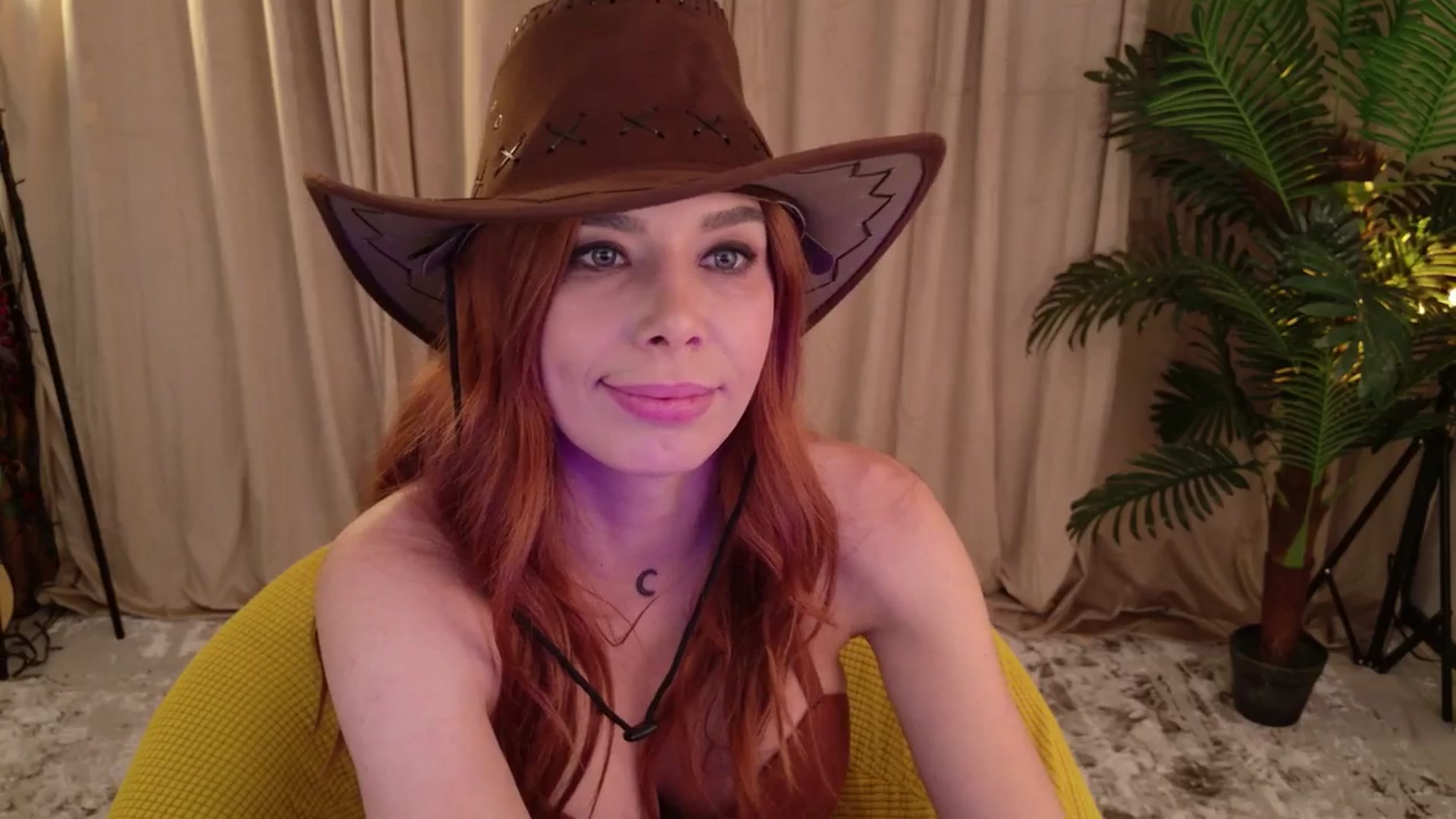 Gallery image thumbnail from MilaJoulie's myfreecams stream on, 01/21/2026, 21:19 image 12 of 20