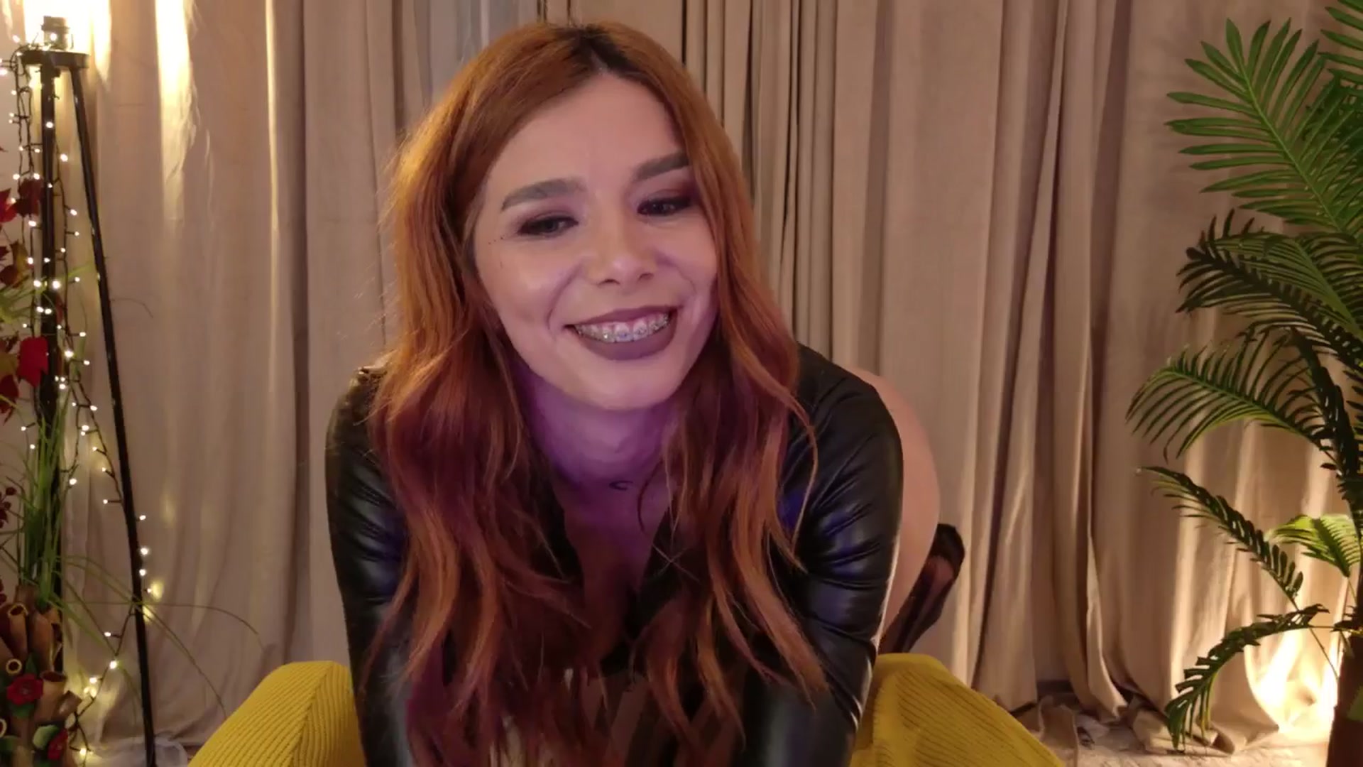 Gallery image thumbnail from MilaJoulie's myfreecams stream on, 02/11/2026, 22:30 image 11 of 20