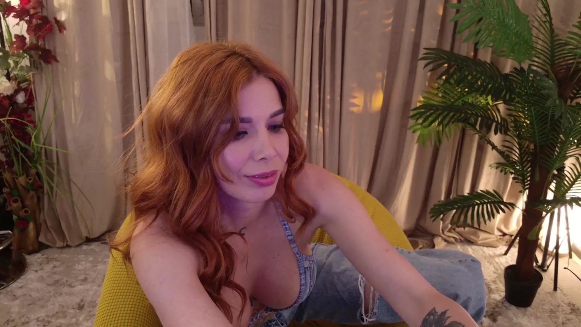 Gallery image thumbnail from MilaJoulie's myfreecams stream on, 03/08/2026, 21:38 image 2 of 20