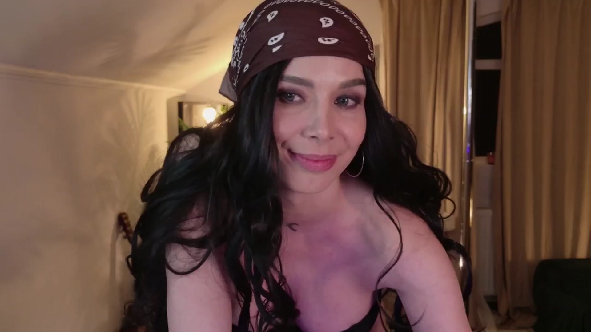 Gallery image thumbnail from MilaJoulie's myfreecams stream on, 04/19/2026, 22:57 image 13 of 20