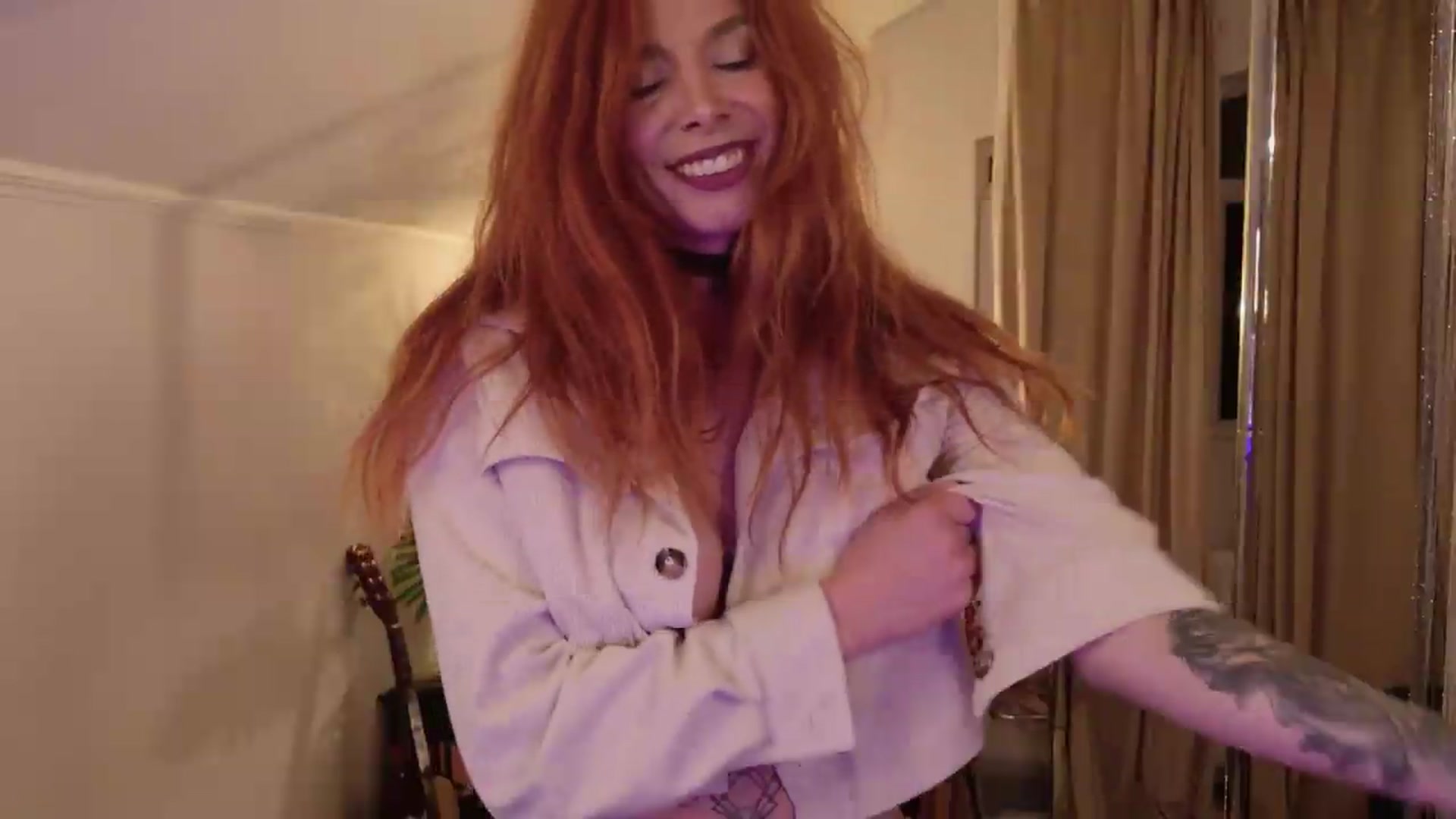 Gallery image thumbnail from MilaJoulie's myfreecams stream on, 05/15/2026, 23:37 image 20 of 20