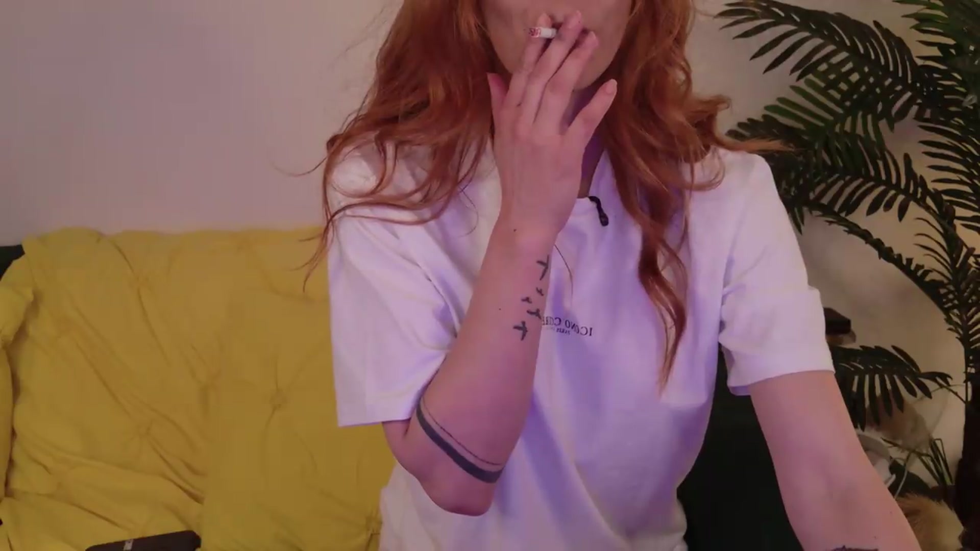 Gallery image thumbnail from MilaJoulie's myfreecams stream on, 05/20/2026, 21:47 image 19 of 20