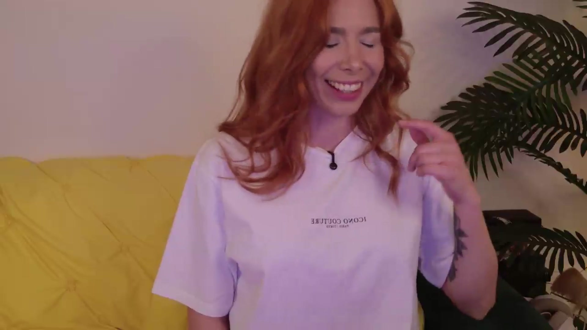 Gallery image thumbnail from MilaJoulie's myfreecams stream on, 05/20/2026, 21:47 image 3 of 20