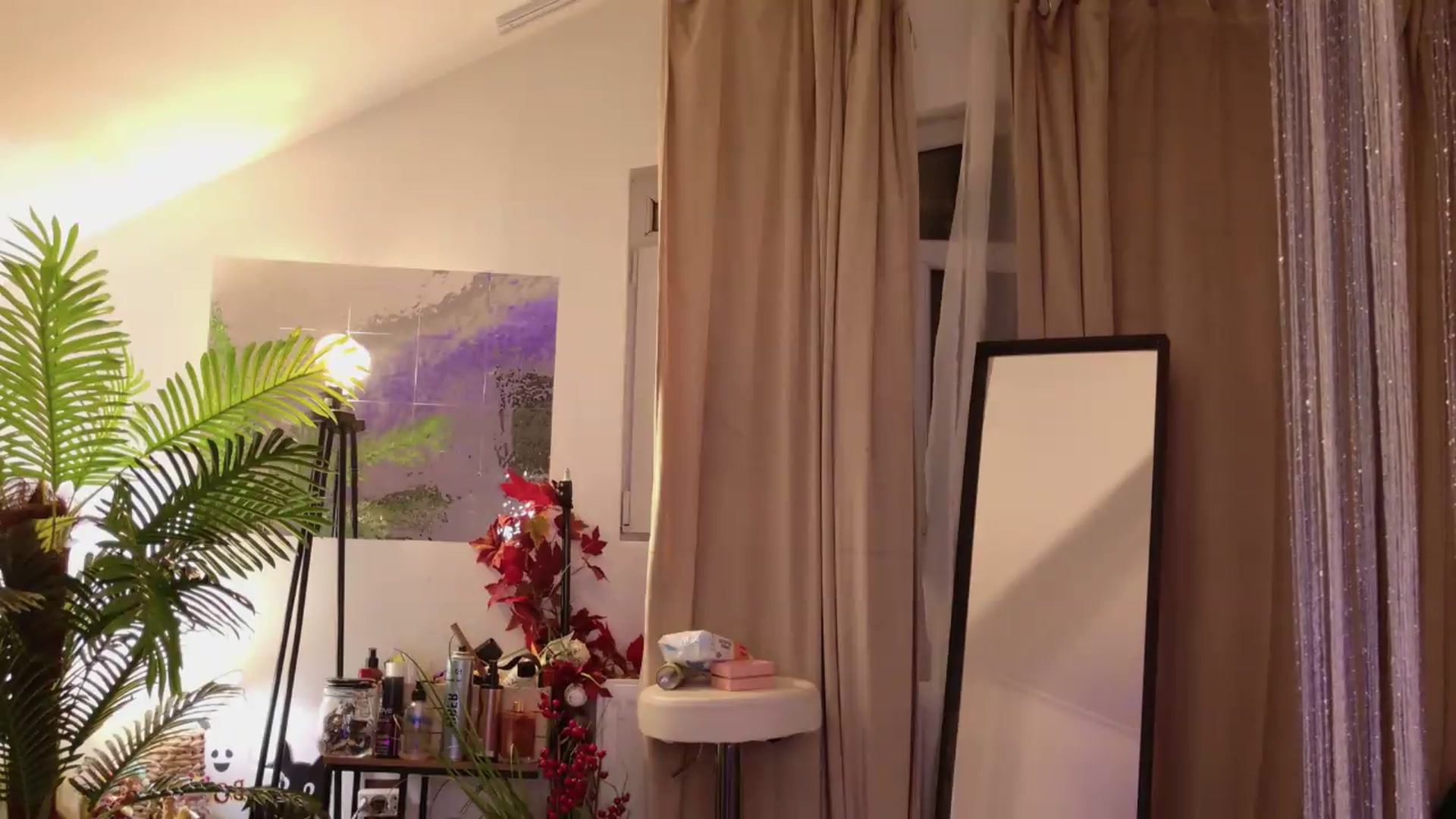 Gallery image thumbnail from MilaJoulie's myfreecams stream on, 05/29/2026, 01:01 image 10 of 20