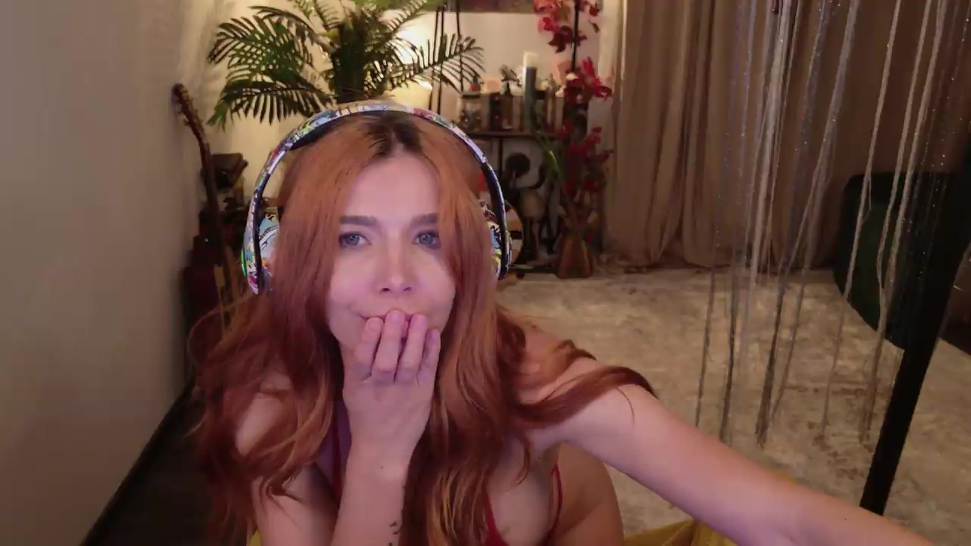Gallery image thumbnail from MilaJoulie's myfreecams stream on, 06/08/2026, 01:16 image 17 of 20