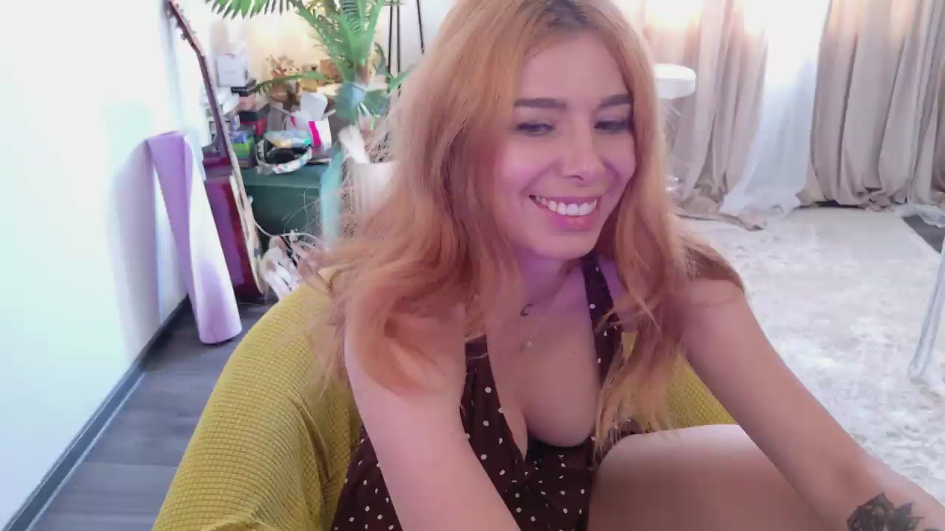Gallery image thumbnail from MilaJoulie's myfreecams stream on, 08/18/2026, 09:46 image 2 of 20