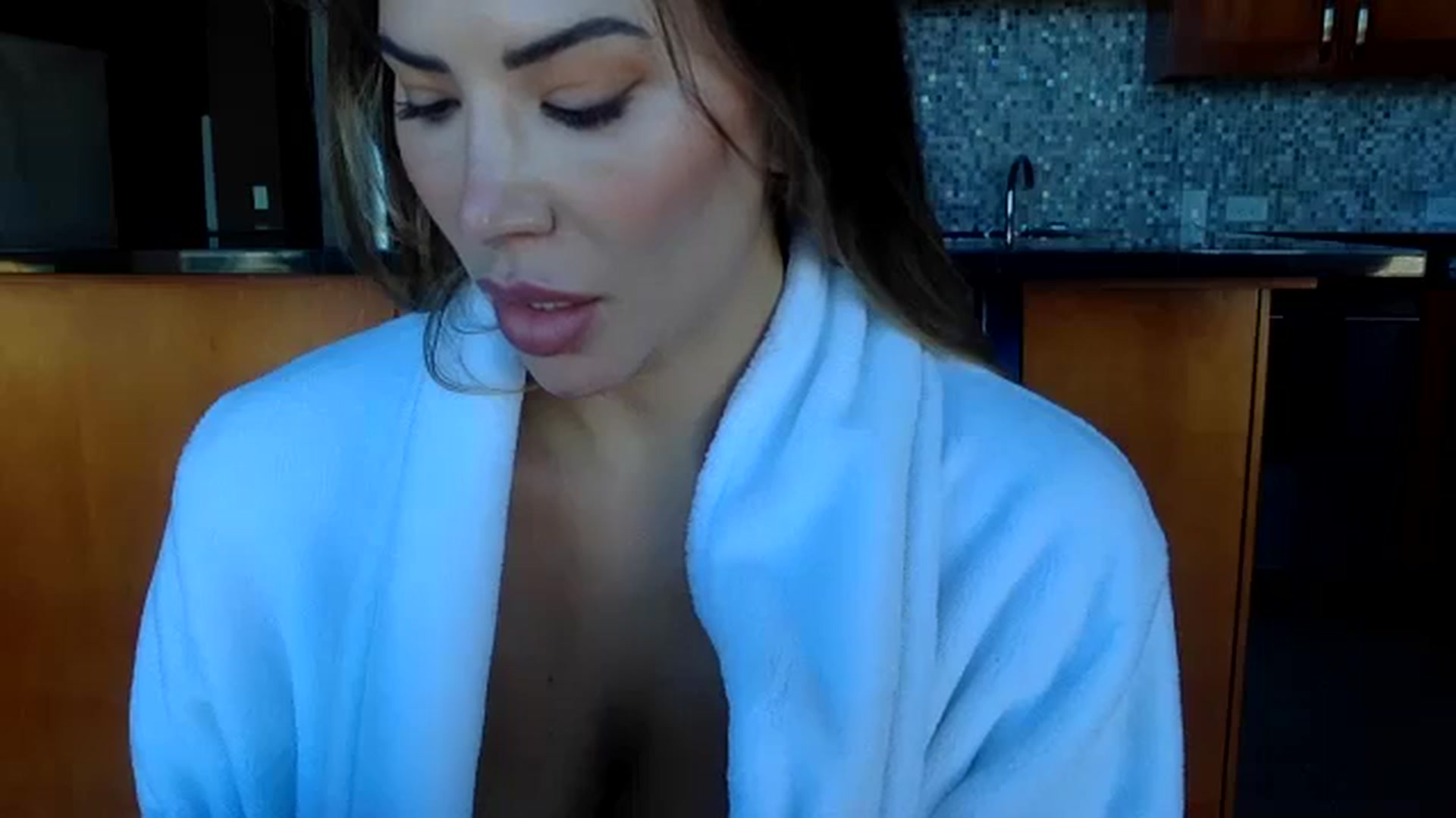 Gallery image thumbnail from MilaMarXX's myfreecams stream on, 09/25/2024, 21:30 image 18 of 20