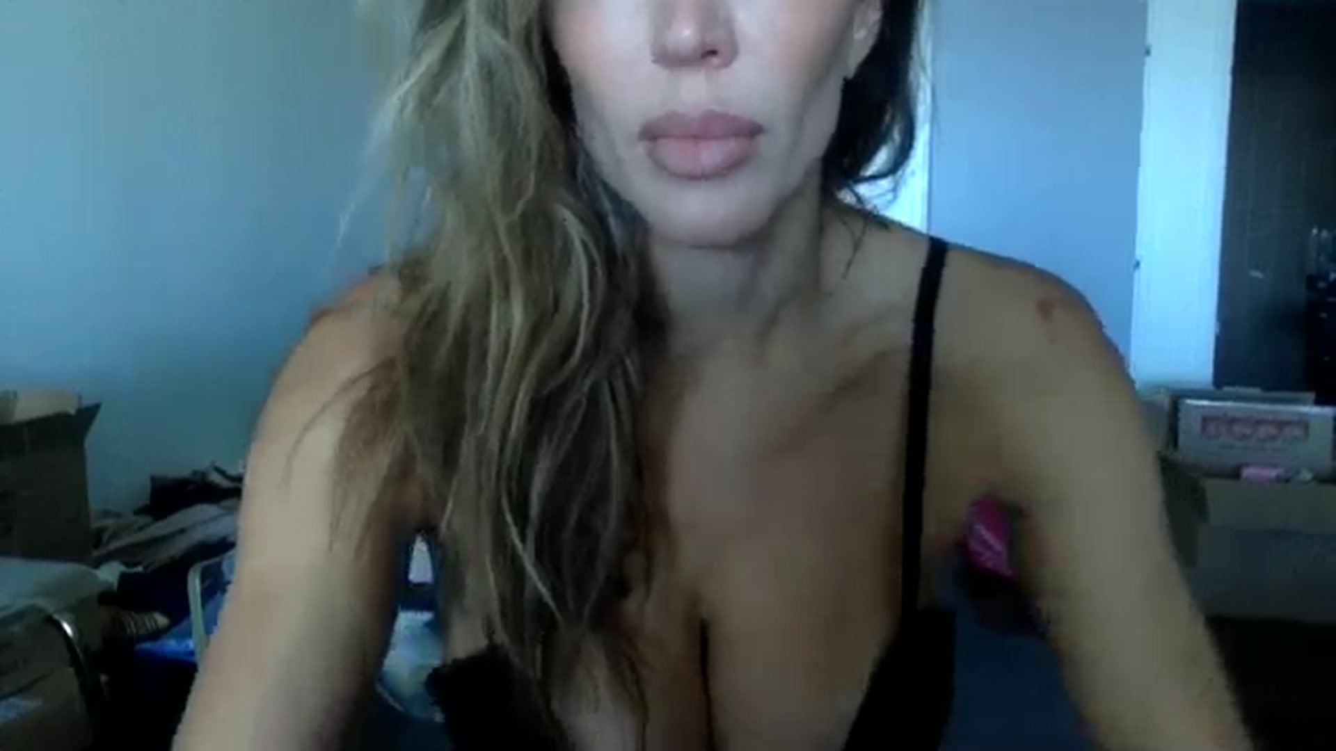 Gallery image thumbnail from MilaMarXX's myfreecams stream on, 10/06/2024, 21:30 image 5 of 20