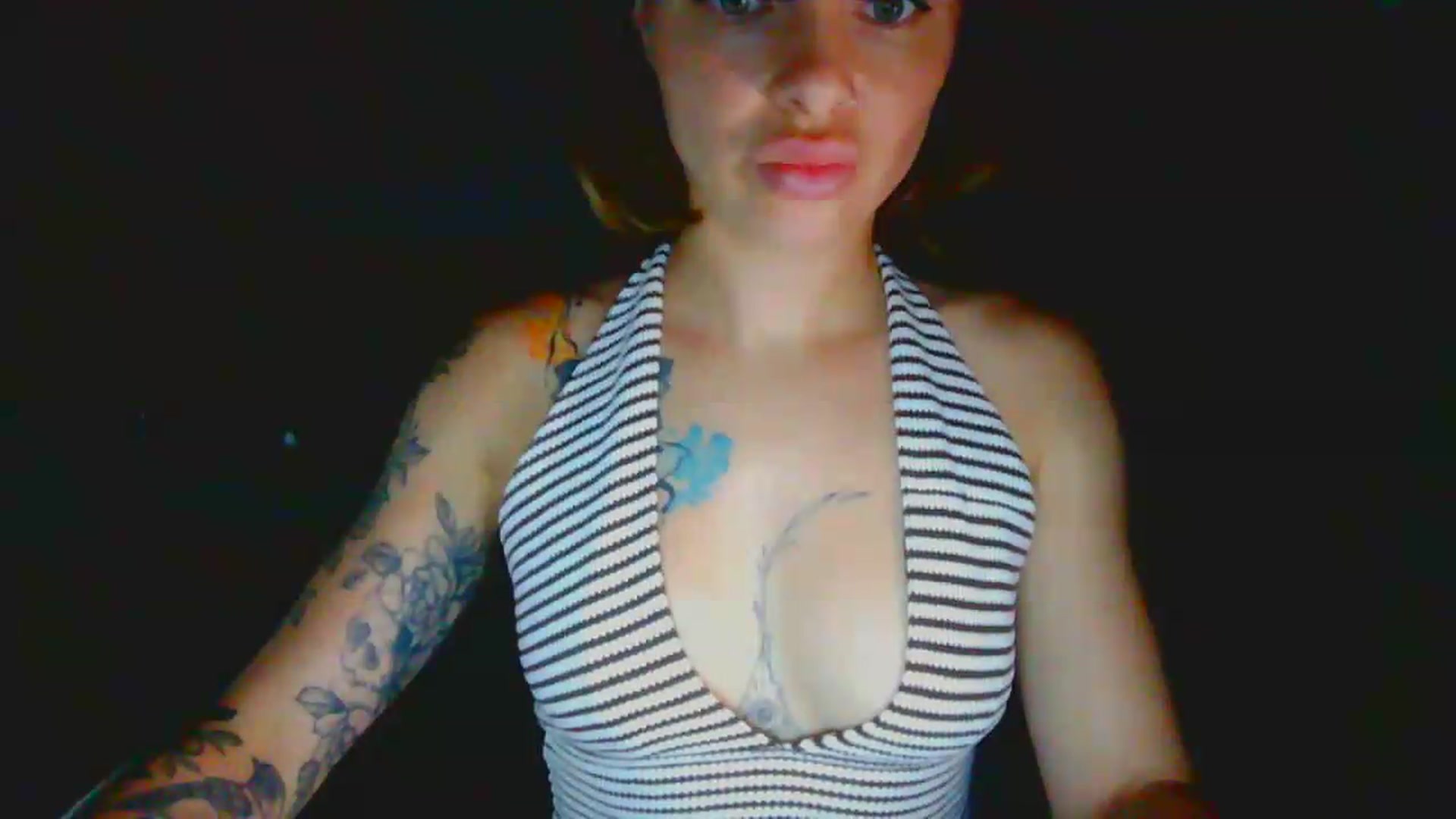 Gallery image thumbnail from MilaSaint's myfreecams stream on, 07/05/2026, 12:48 image 17 of 20