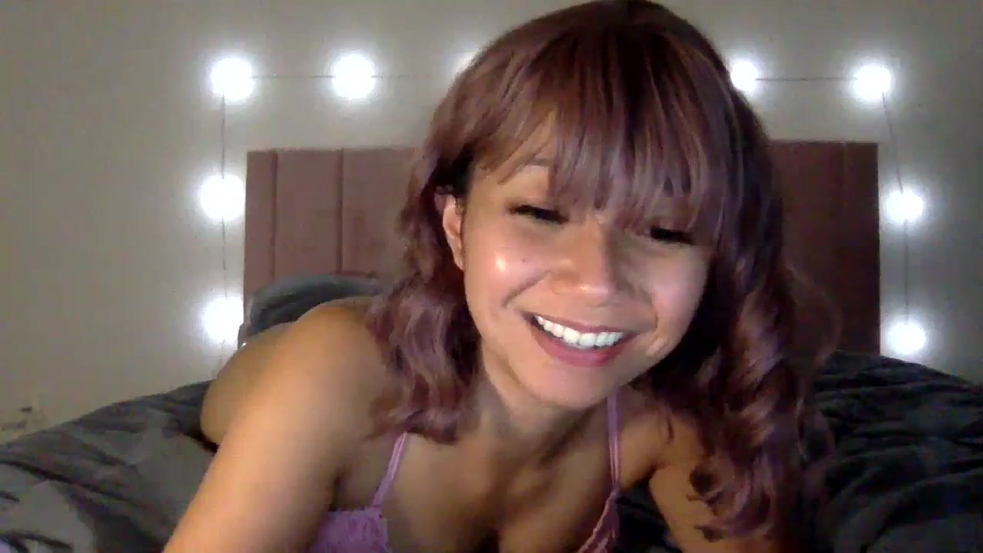 Gallery image thumbnail from MilaStylesTV's myfreecams stream on, 09/25/2023, 03:28 image 18 of 20