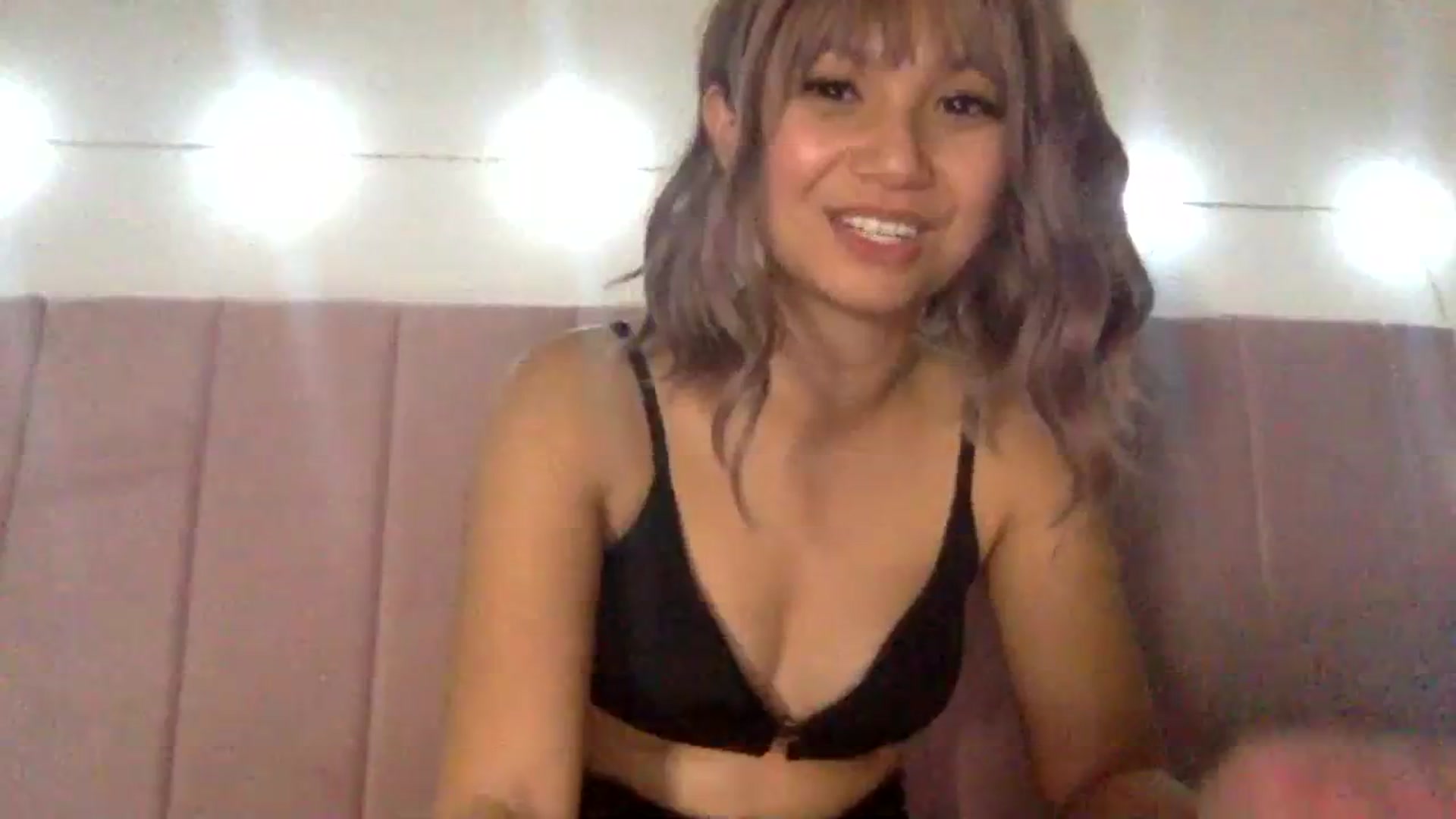 Gallery image thumbnail from MilaStylesTV's myfreecams stream on, 12/02/2023, 02:37 image 11 of 20