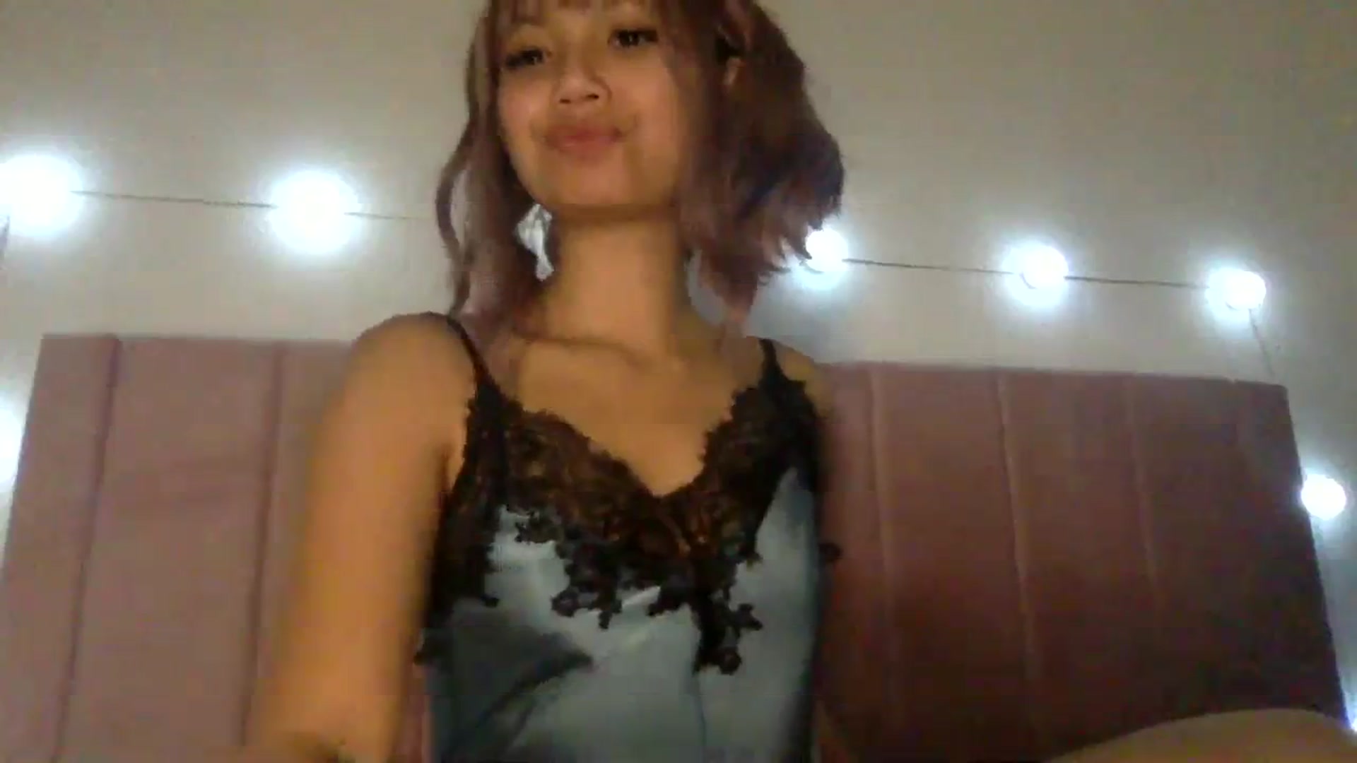 Gallery image thumbnail from MilaStylesTV's myfreecams stream on, 12/03/2023, 07:09 image 18 of 20