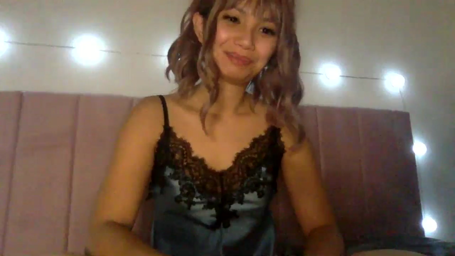 Gallery image thumbnail from MilaStylesTV's myfreecams stream on, 12/03/2023, 07:09 image 2 of 20