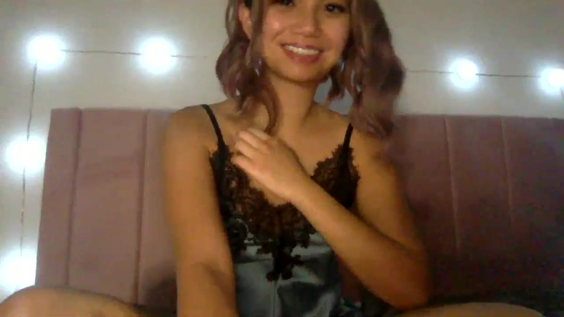 Gallery image thumbnail from MilaStylesTV's myfreecams stream on, 12/03/2023, 07:09 image 11 of 20