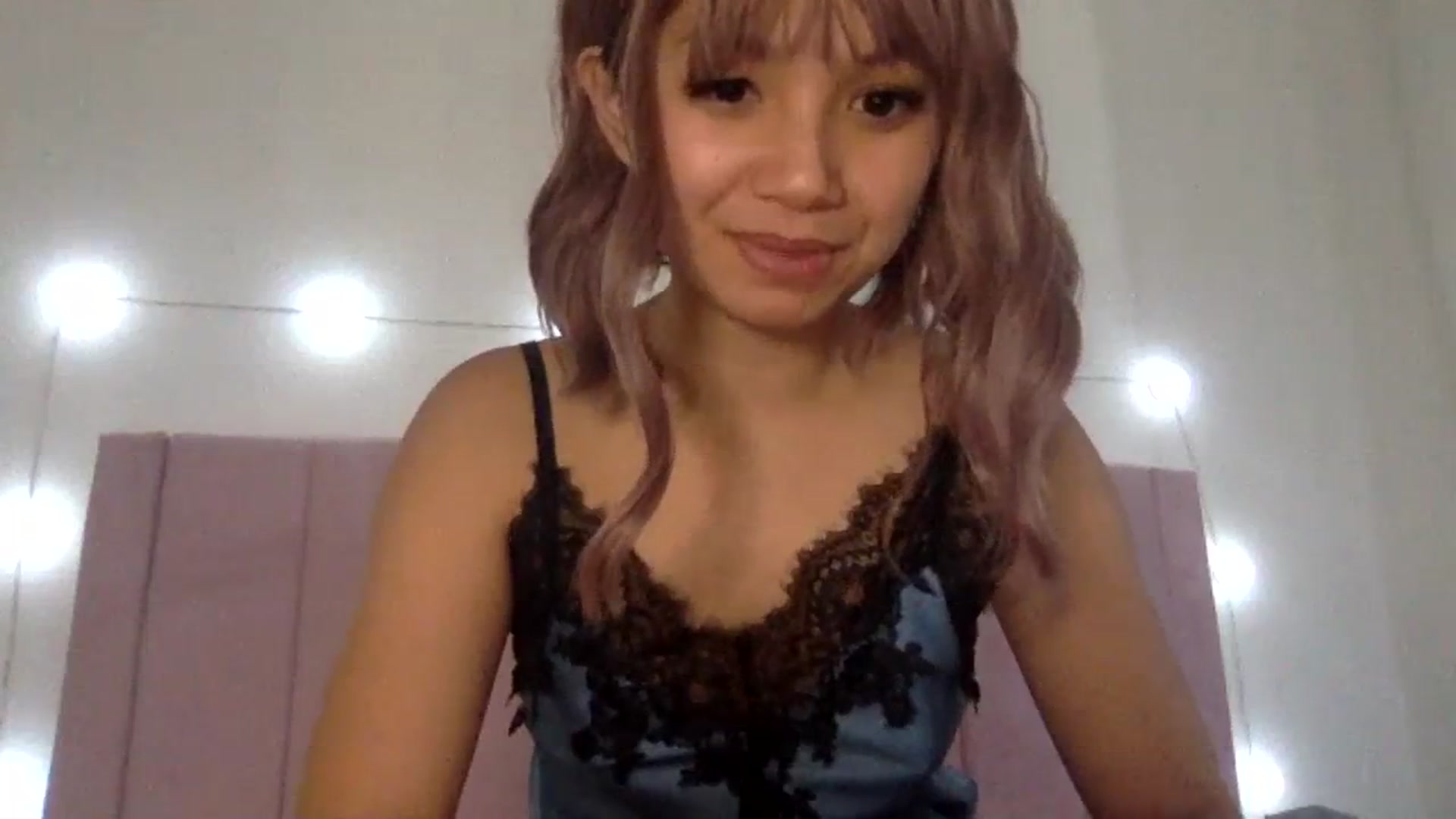 Gallery image thumbnail from MilaStylesTV's myfreecams stream on, 12/03/2023, 20:31 image 14 of 20