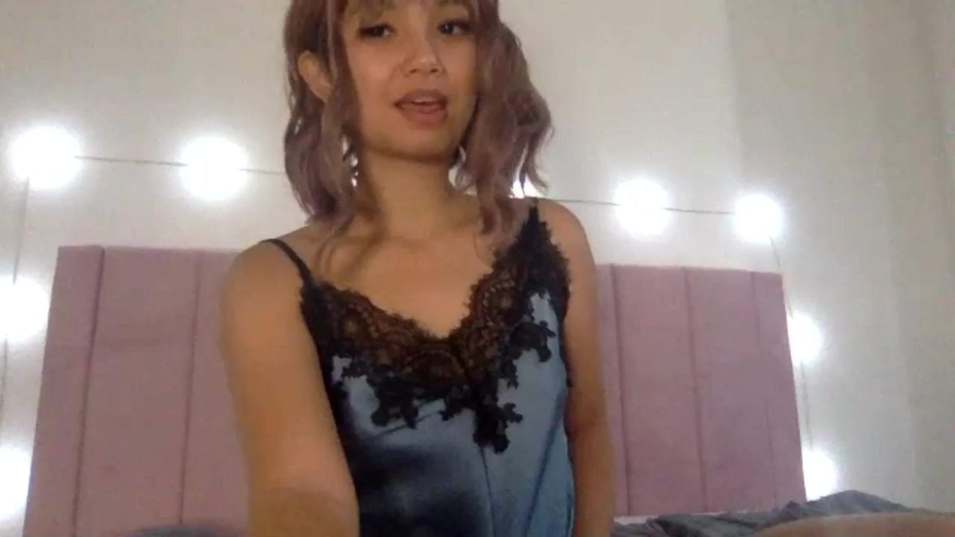 Gallery image thumbnail from MilaStylesTV's myfreecams stream on, 12/03/2023, 20:31 image 18 of 20