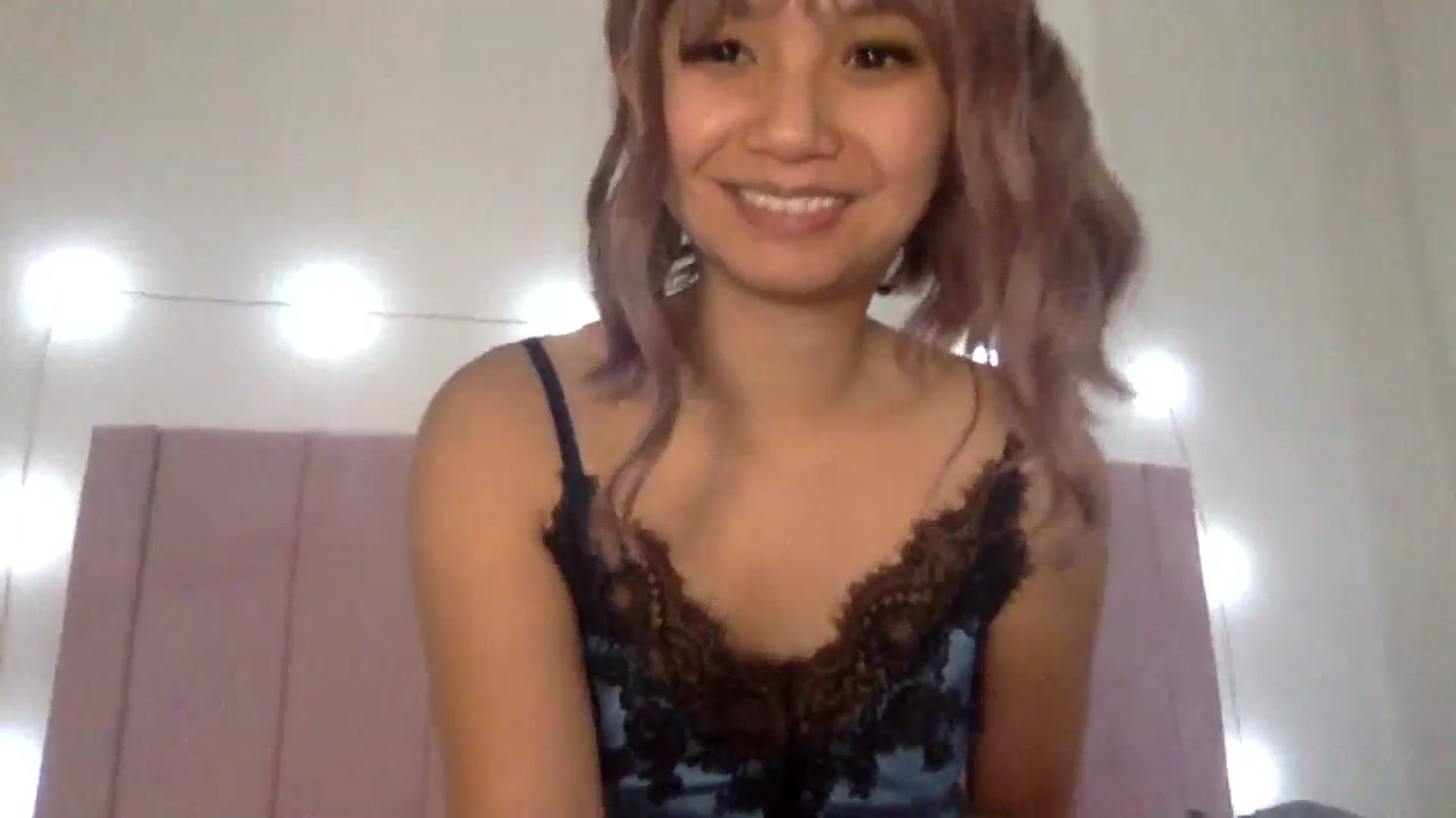 Gallery image thumbnail from MilaStylesTV's myfreecams stream on, 12/03/2023, 20:31 image 17 of 20