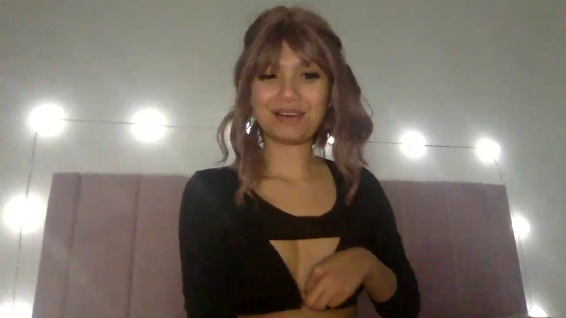 Gallery image thumbnail from MilaStylesTV's myfreecams stream on, 12/10/2023, 07:30 image 12 of 20