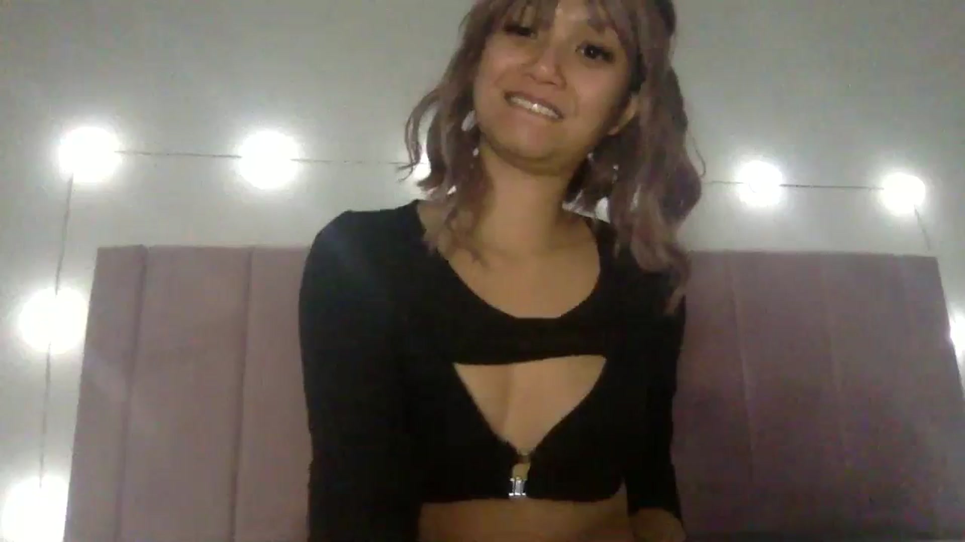 Gallery image thumbnail from MilaStylesTV's myfreecams stream on, 12/10/2023, 07:30 image 4 of 20