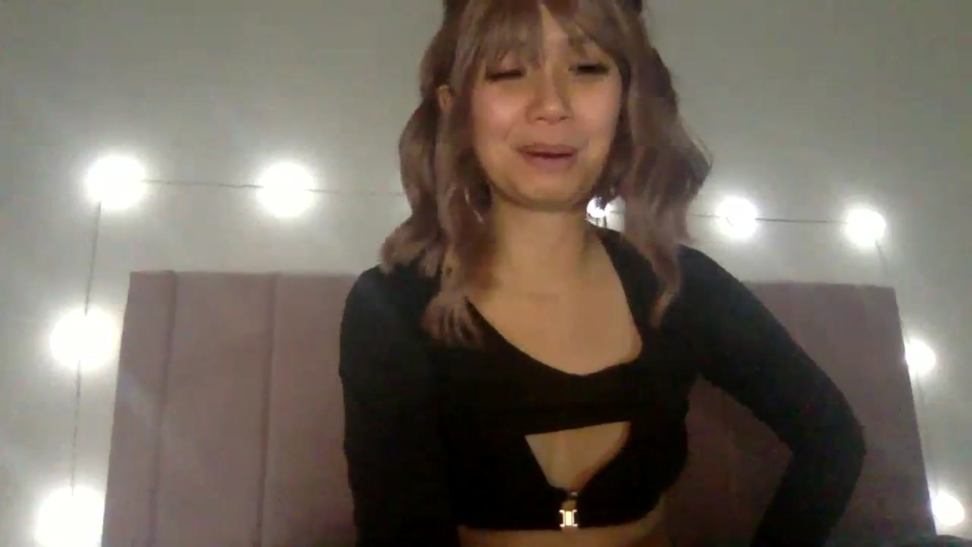Gallery image thumbnail from MilaStylesTV's myfreecams stream on, 12/10/2023, 08:03 image 15 of 20