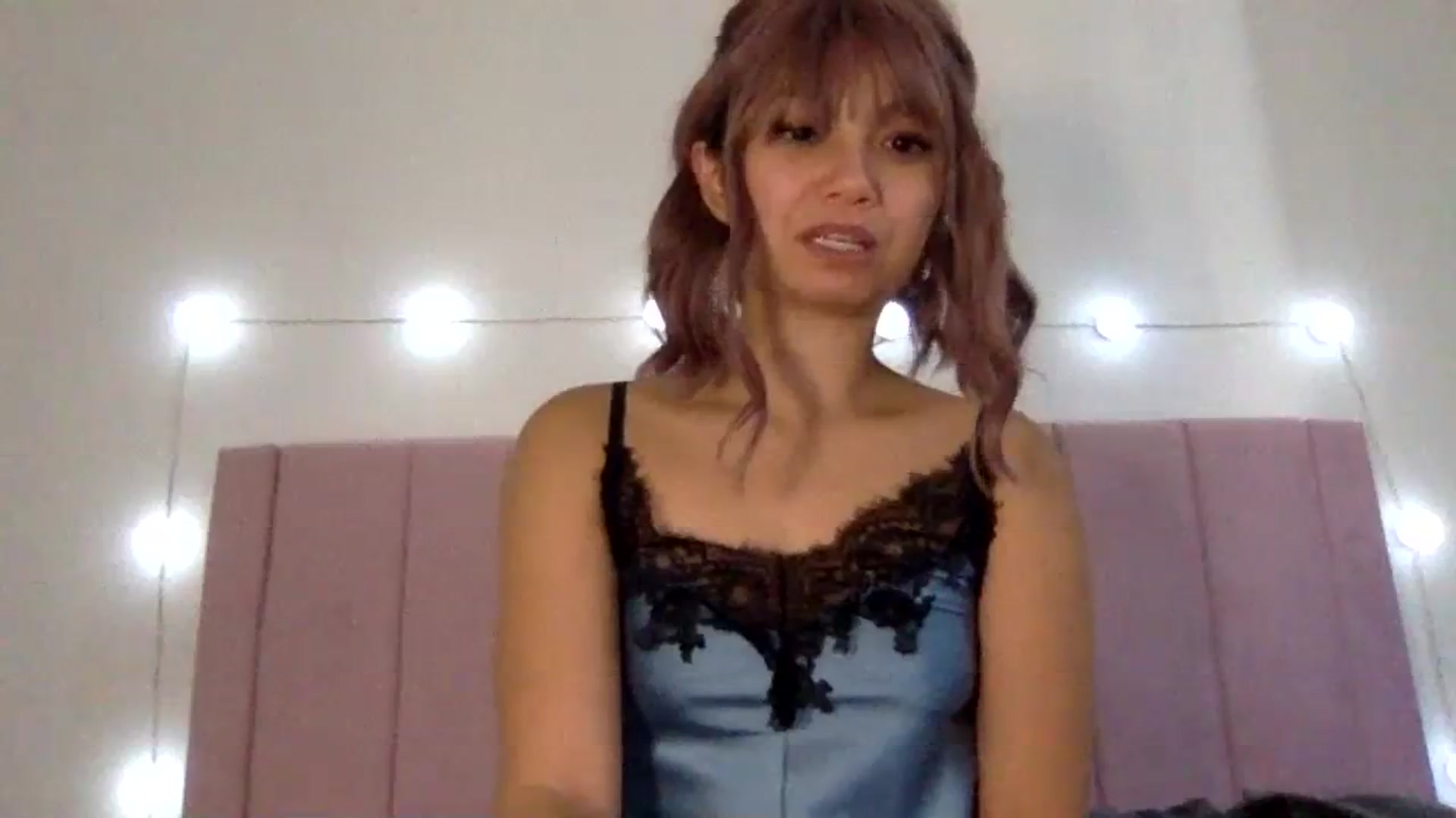 Gallery image thumbnail from MilaStylesTV's myfreecams stream on, 12/14/2023, 22:24 image 4 of 20