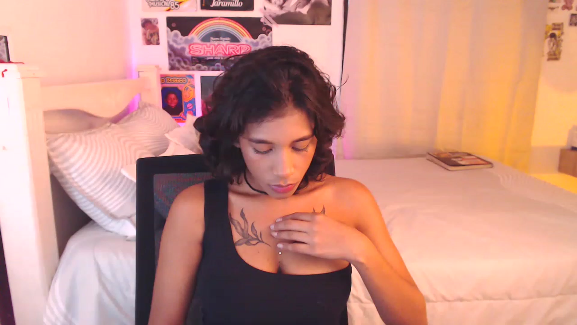 Gallery image thumbnail from MilaSun_'s myfreecams stream on, 05/16/2023, 20:35 image 13 of 20