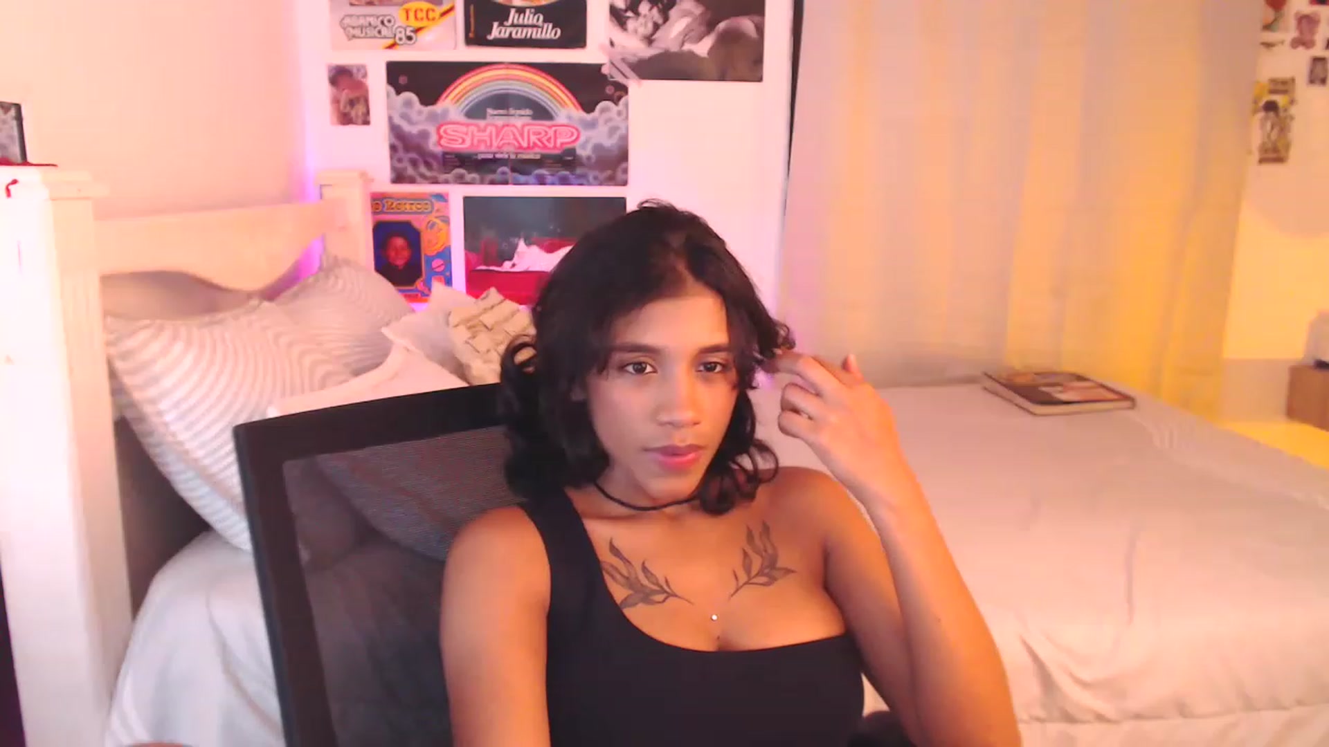 Gallery image thumbnail from MilaSun_'s myfreecams stream on, 05/16/2023, 20:35 image 6 of 20