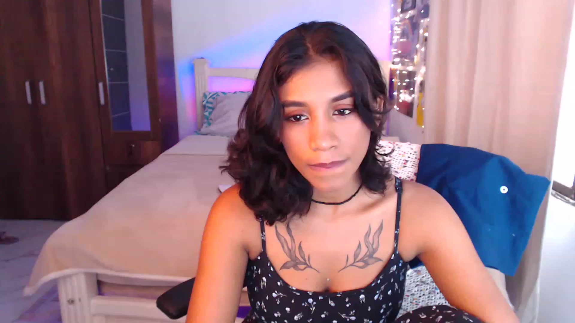 Gallery image thumbnail from MilaSun_'s myfreecams stream on, 06/22/2023, 18:55 image 2 of 20