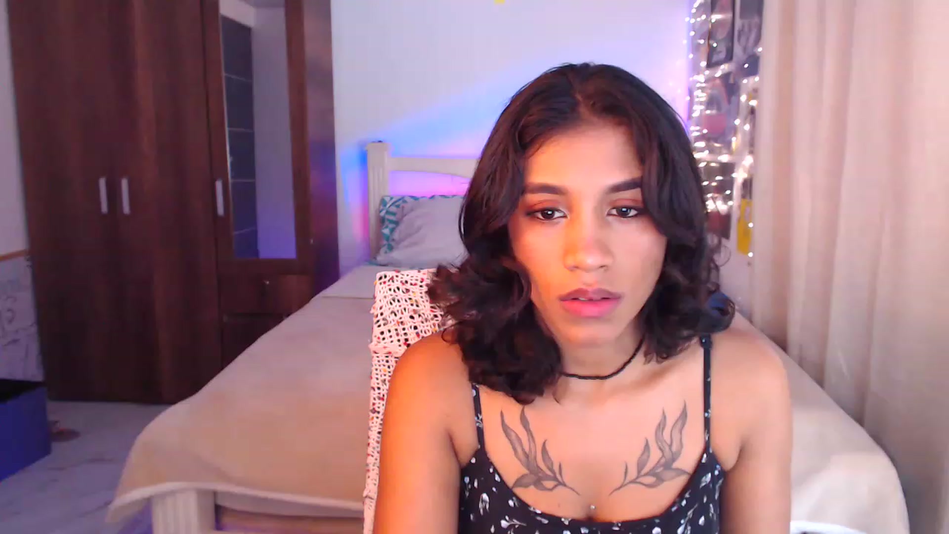 Gallery image thumbnail from MilaSun_'s myfreecams stream on, 06/22/2023, 18:55 image 11 of 20