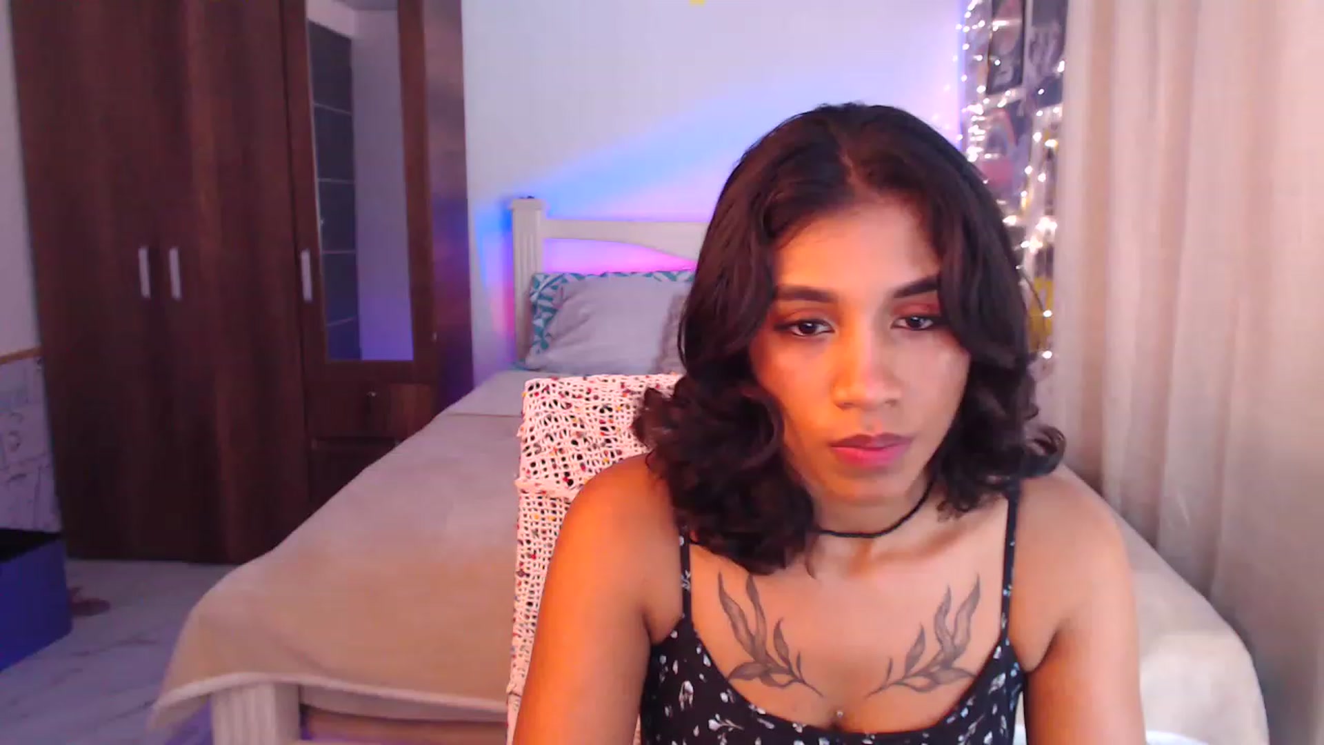Gallery image thumbnail from MilaSun_'s myfreecams stream on, 06/22/2023, 18:55 image 14 of 20