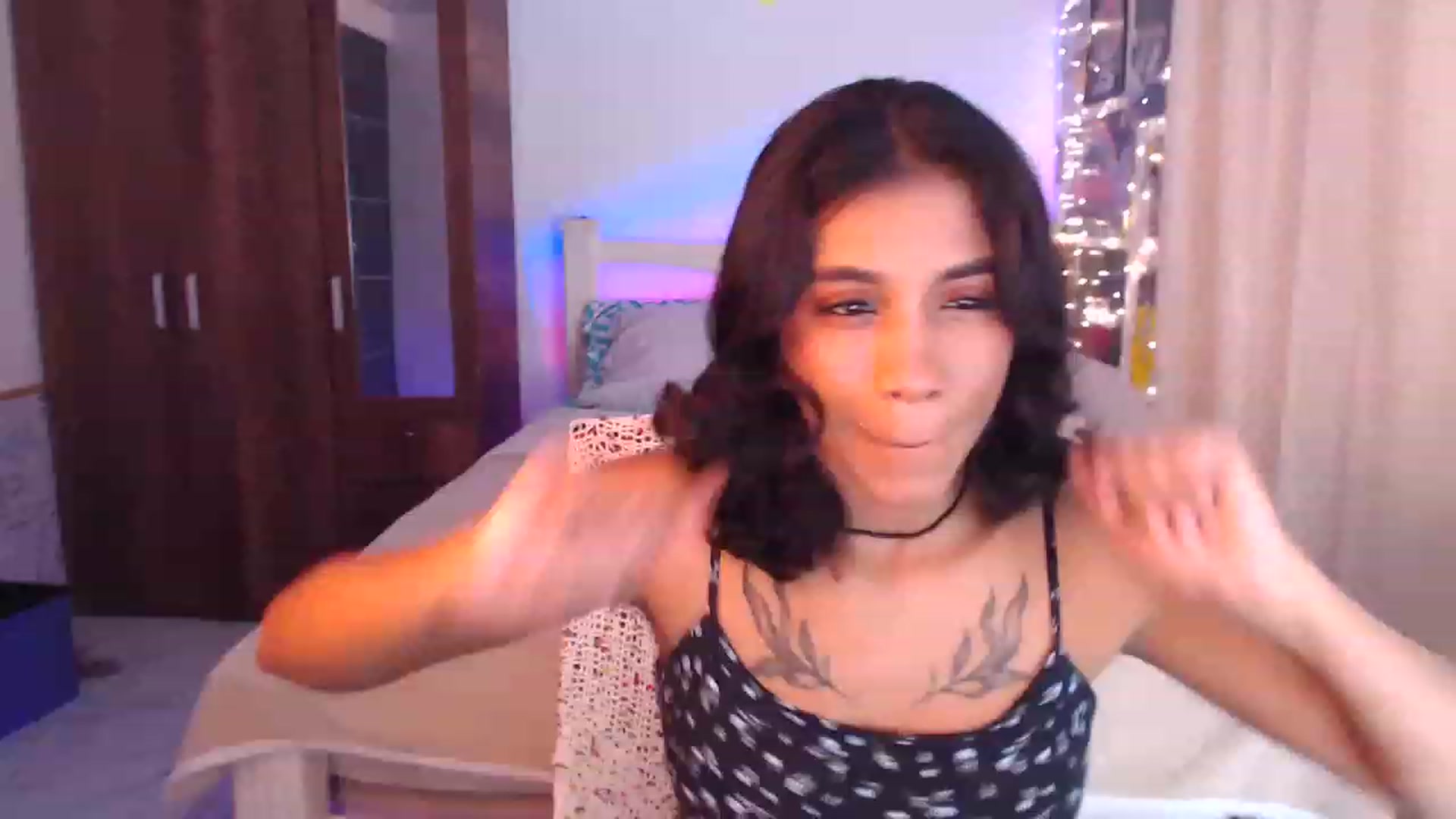 Gallery image thumbnail from MilaSun_'s myfreecams stream on, 06/22/2023, 18:55 image 10 of 20