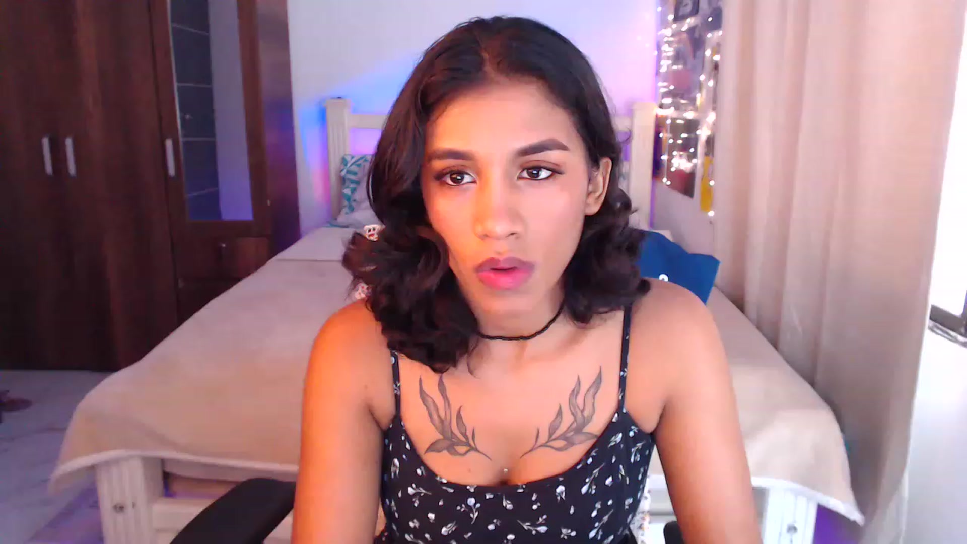 Gallery image thumbnail from MilaSun_'s myfreecams stream on, 06/22/2023, 18:55 image 6 of 20
