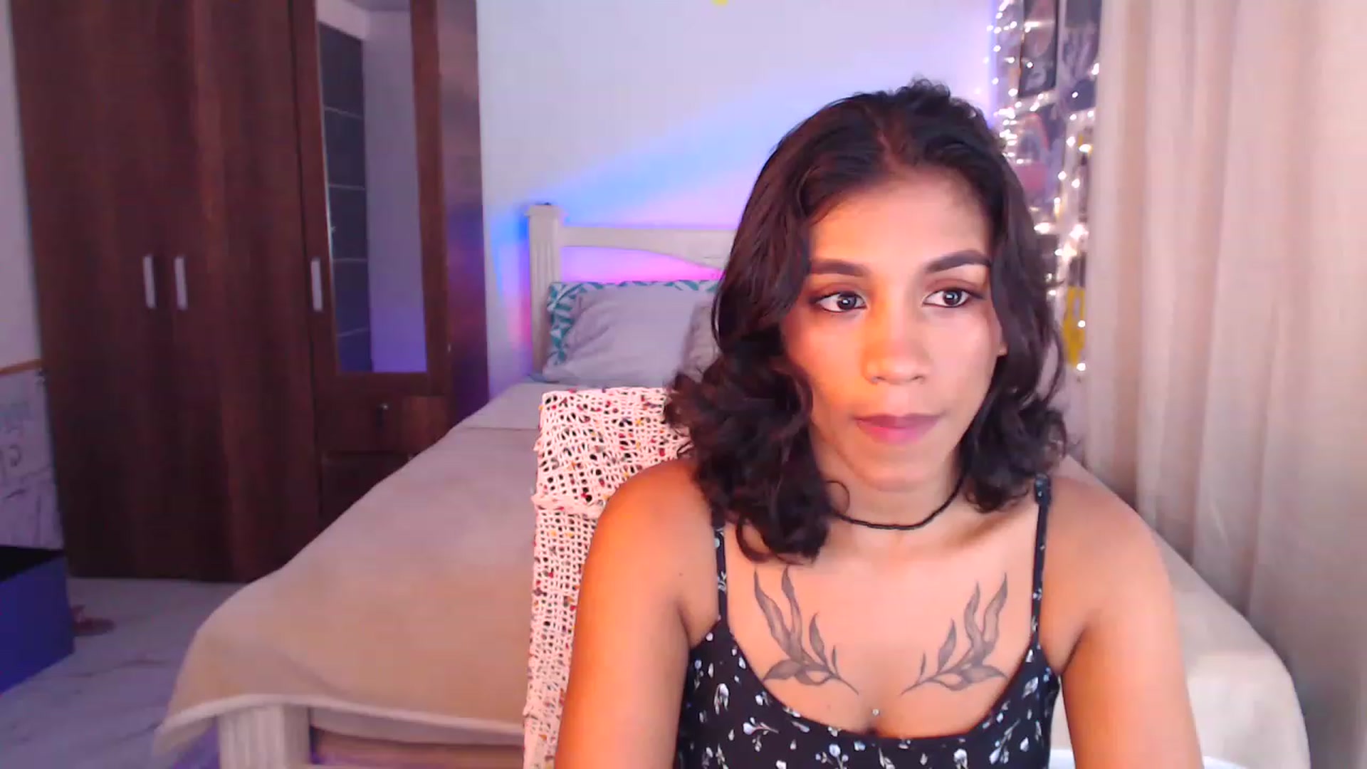 Gallery image thumbnail from MilaSun_'s myfreecams stream on, 06/22/2023, 18:55 image 19 of 20