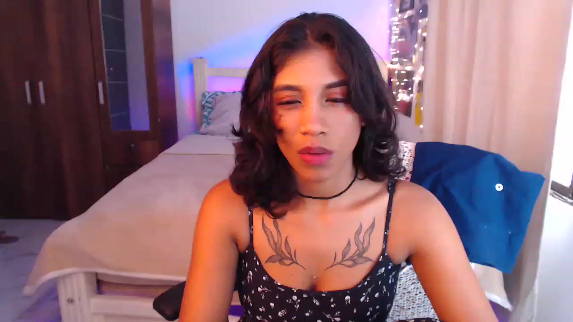Gallery image thumbnail from MilaSun_'s myfreecams stream on, 06/22/2023, 18:55 image 1 of 20