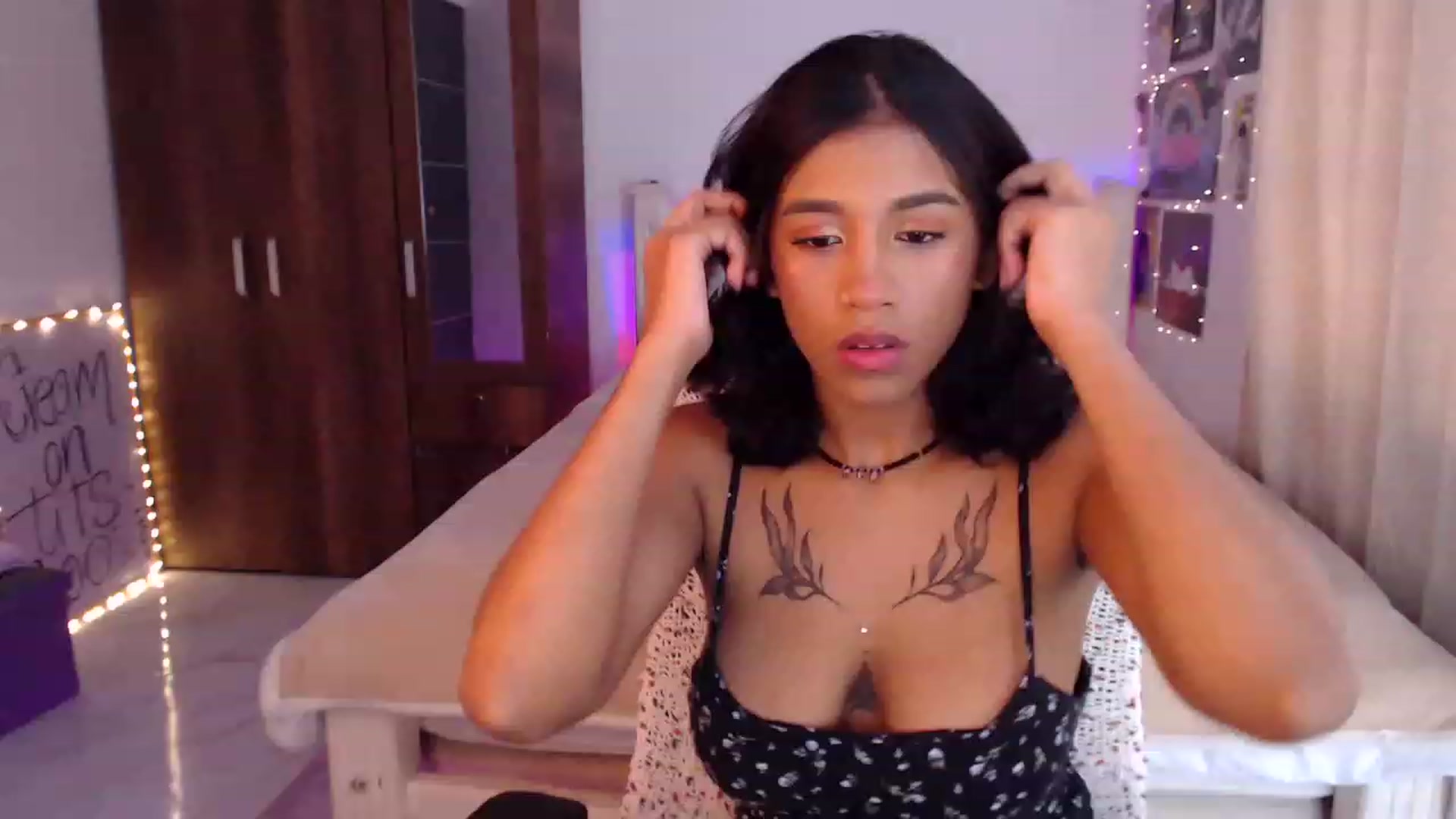 Gallery image thumbnail from MilaSun_'s myfreecams stream on, 06/30/2023, 18:55 image 4 of 20