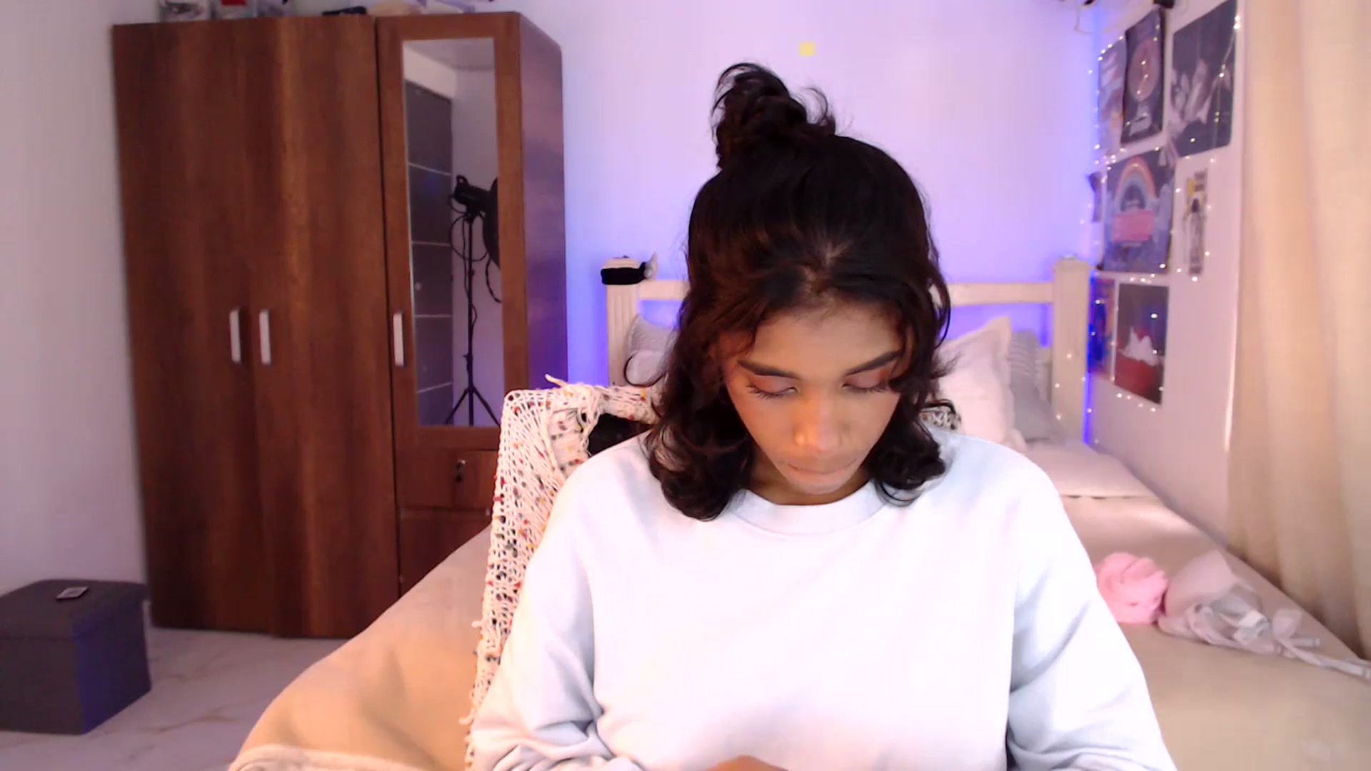 Gallery image thumbnail from MilaSun_'s myfreecams stream on, 07/01/2023, 19:26 image 7 of 20