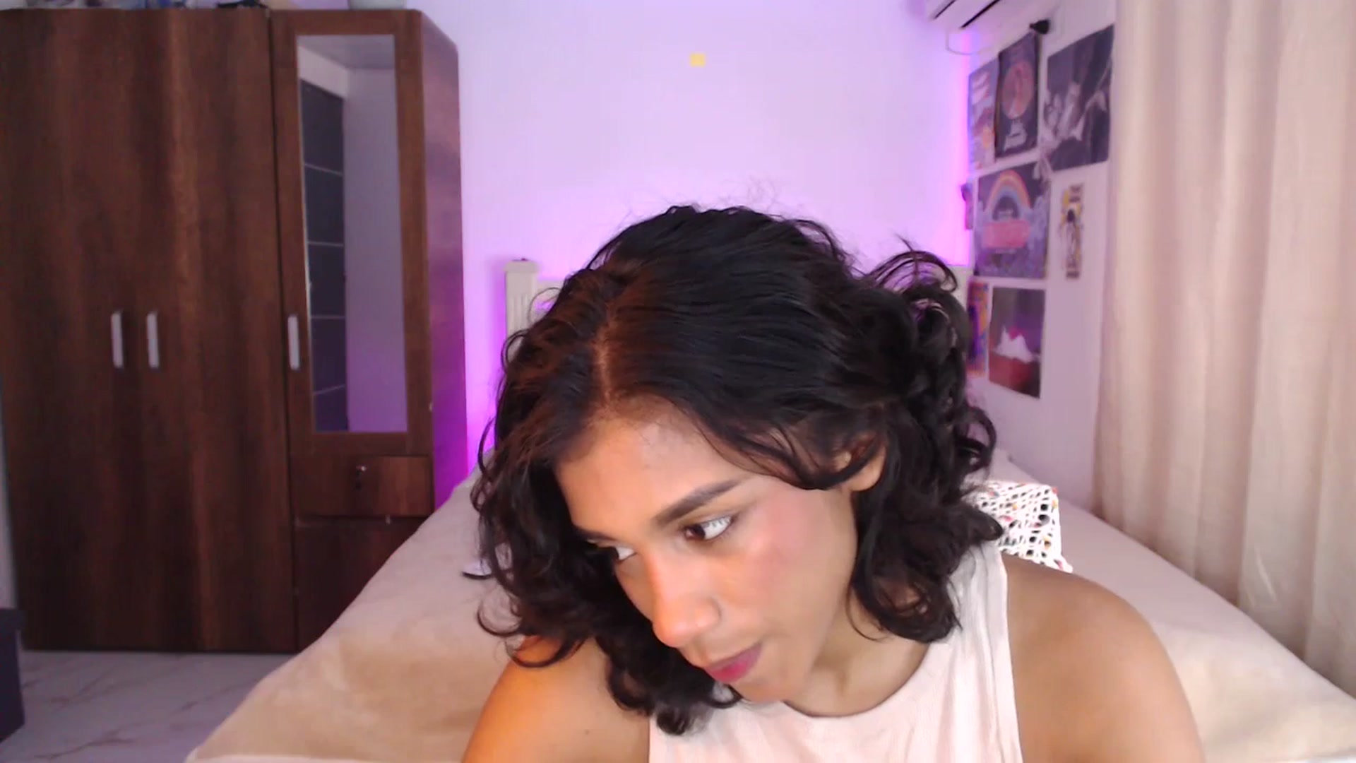 Gallery image thumbnail from MilaSun_'s myfreecams stream on, 07/04/2023, 17:41 image 2 of 20