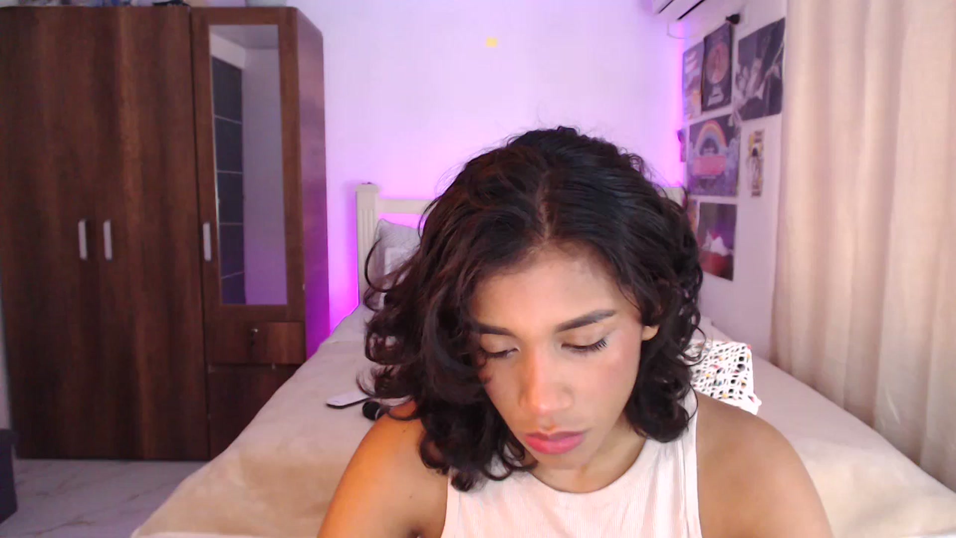 Gallery image thumbnail from MilaSun_'s myfreecams stream on, 07/04/2023, 17:41 image 1 of 20