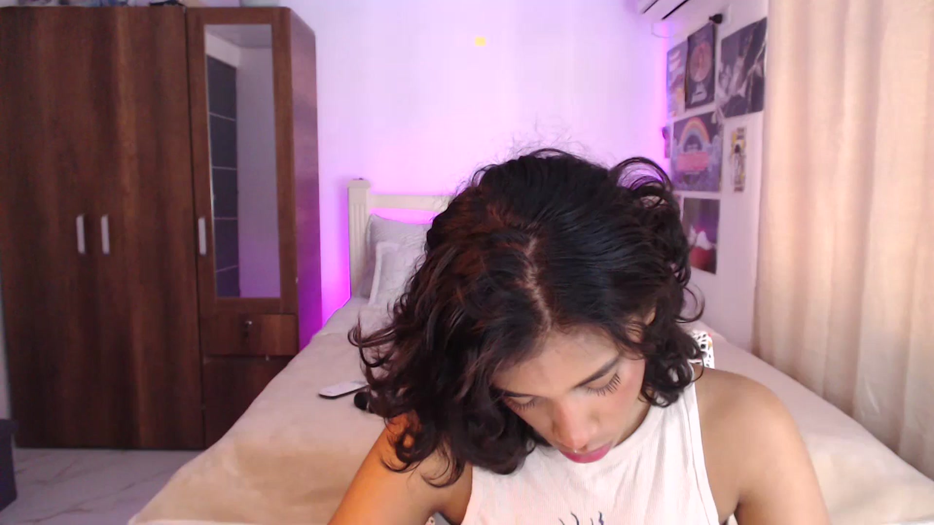 Gallery image thumbnail from MilaSun_'s myfreecams stream on, 07/04/2023, 17:41 image 3 of 20