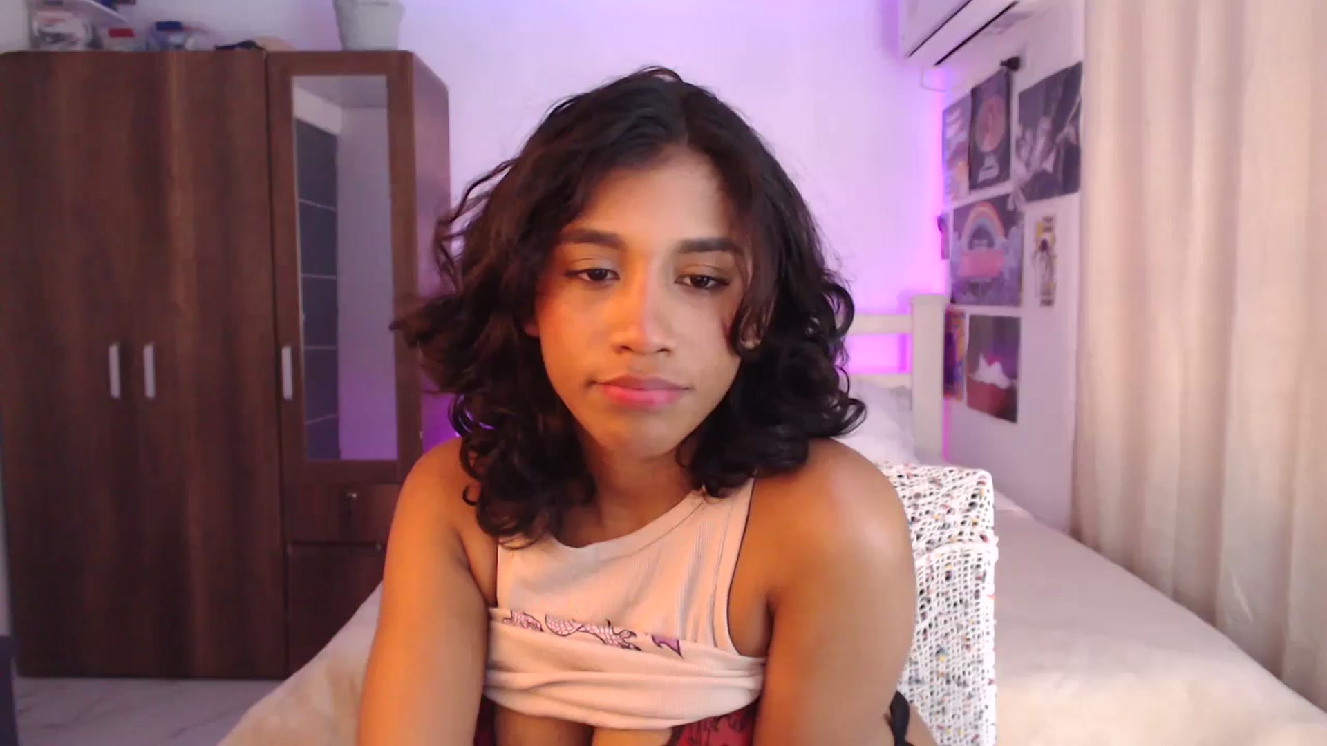 Gallery image thumbnail from MilaSun_'s myfreecams stream on, 07/04/2023, 17:41 image 18 of 20