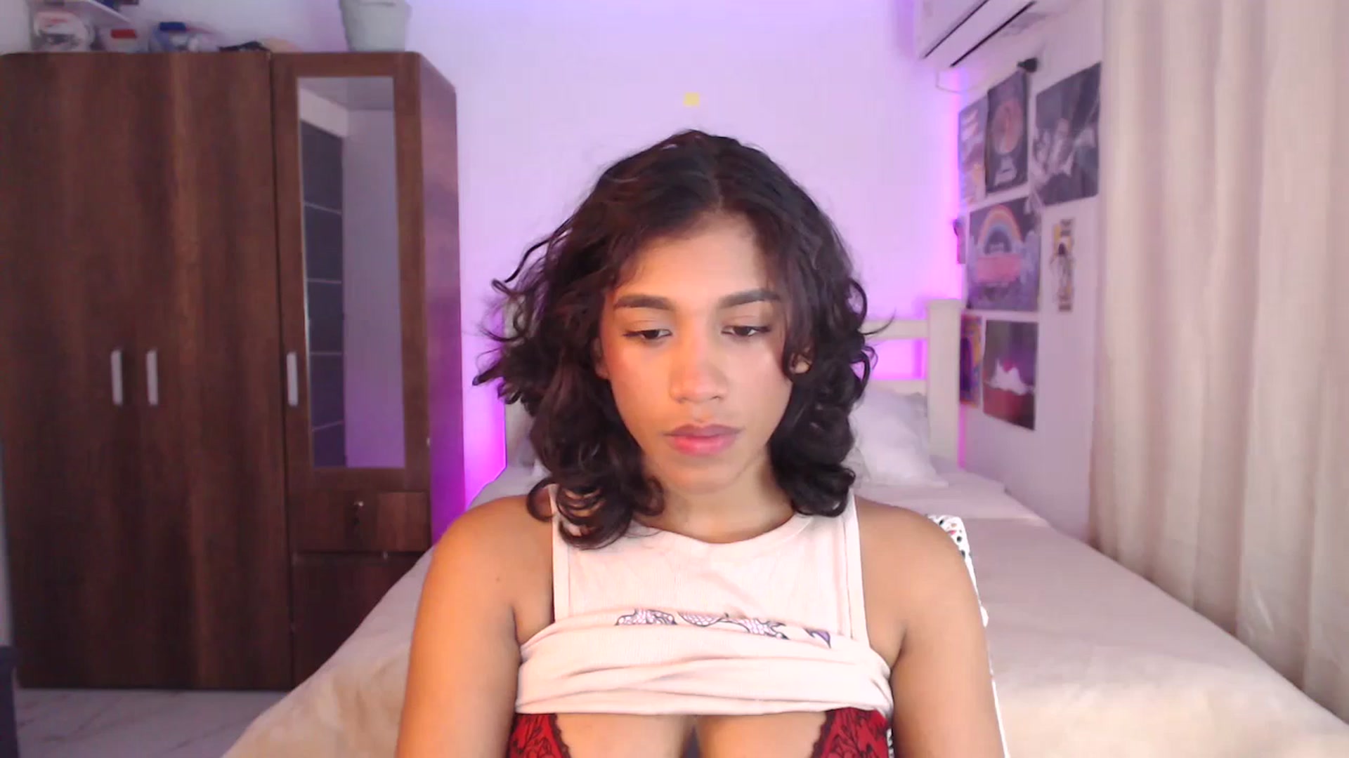 Gallery image thumbnail from MilaSun_'s myfreecams stream on, 07/04/2023, 17:41 image 17 of 20