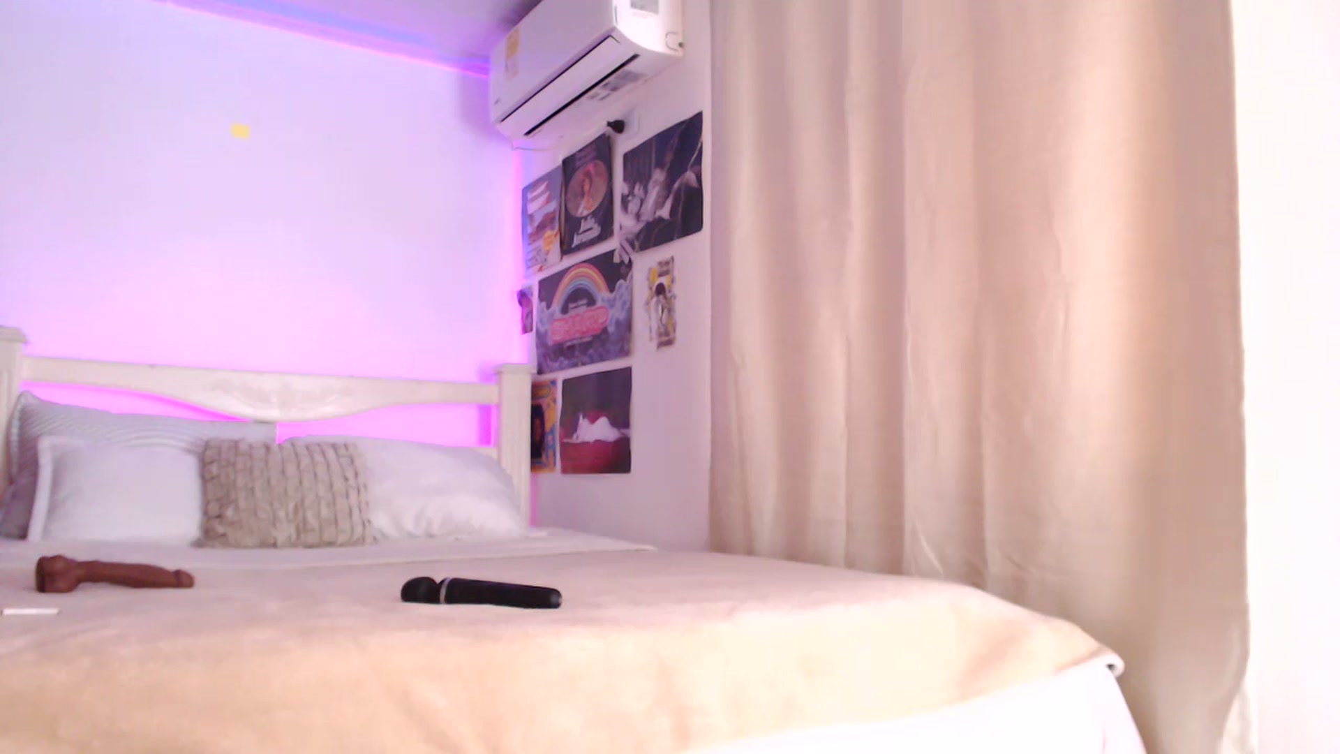 Gallery image thumbnail from MilaSun_'s myfreecams stream on, 07/04/2023, 18:23 image 20 of 20