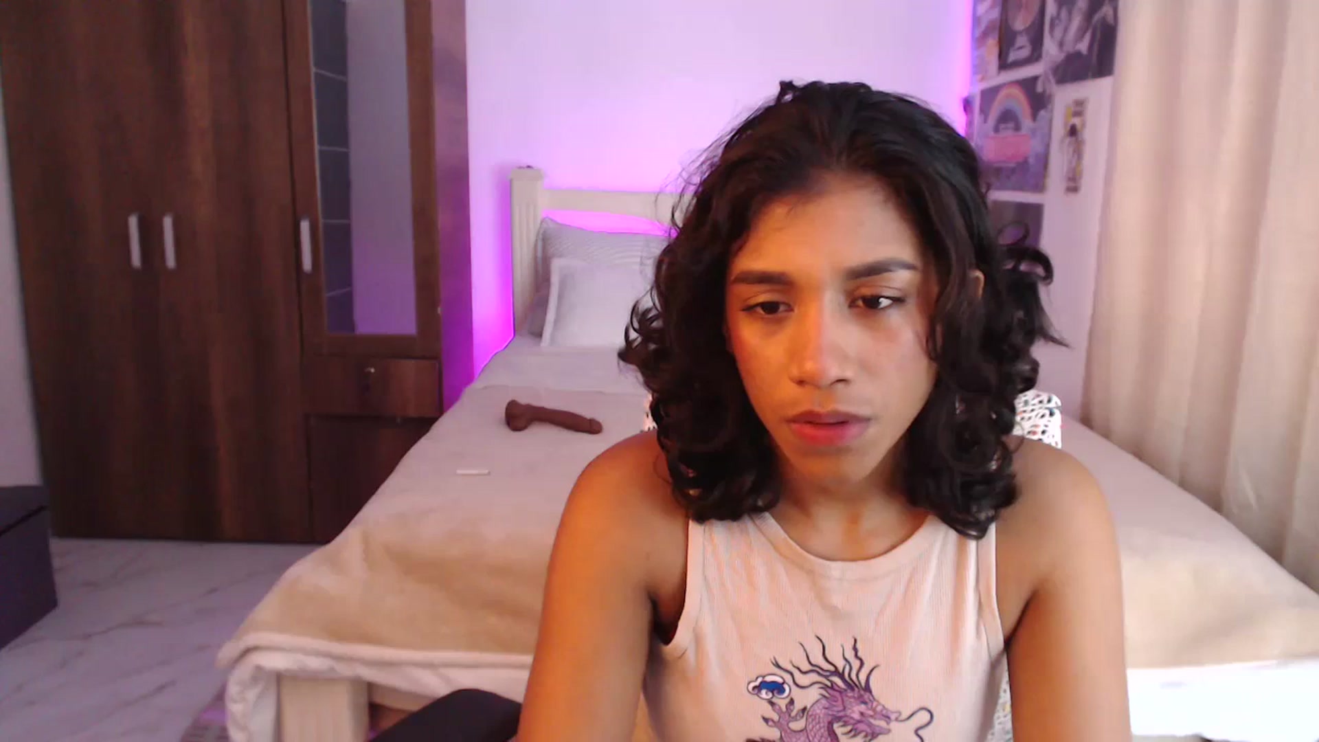 Gallery image thumbnail from MilaSun_'s myfreecams stream on, 07/04/2023, 18:23 image 3 of 20