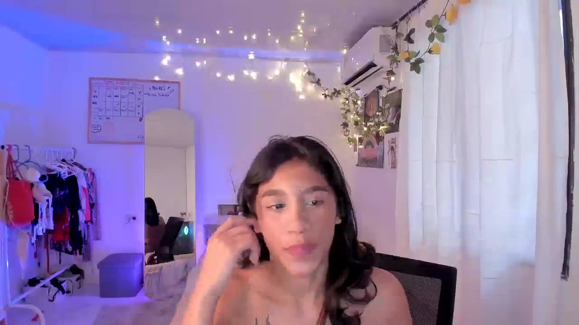 Gallery image thumbnail from MilaSun_'s myfreecams stream on, 12/24/2023, 20:35 image 15 of 20