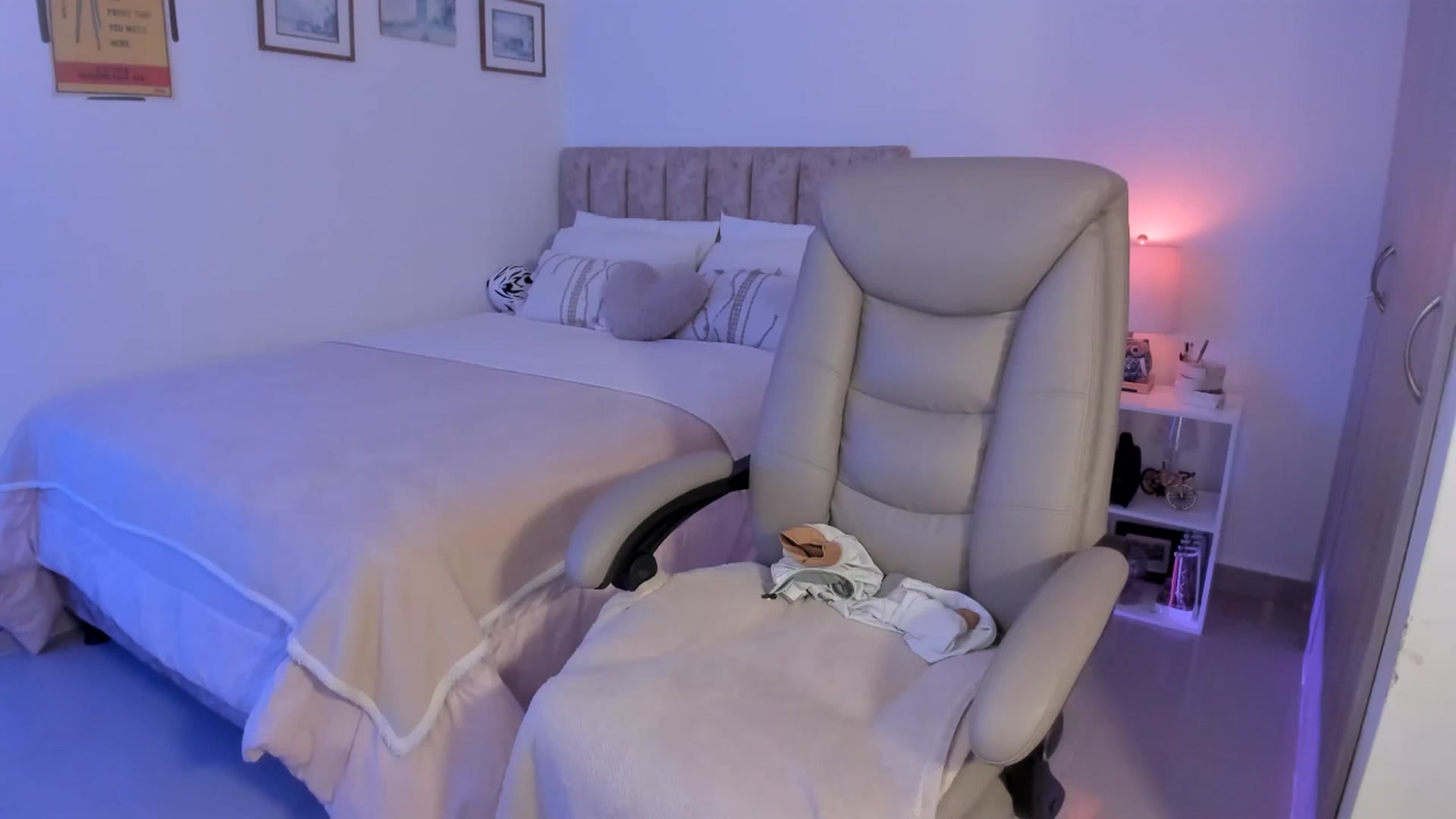 Gallery image thumbnail from MilaSun_'s myfreecams stream on, 09/02/2025, 01:23 image 18 of 20