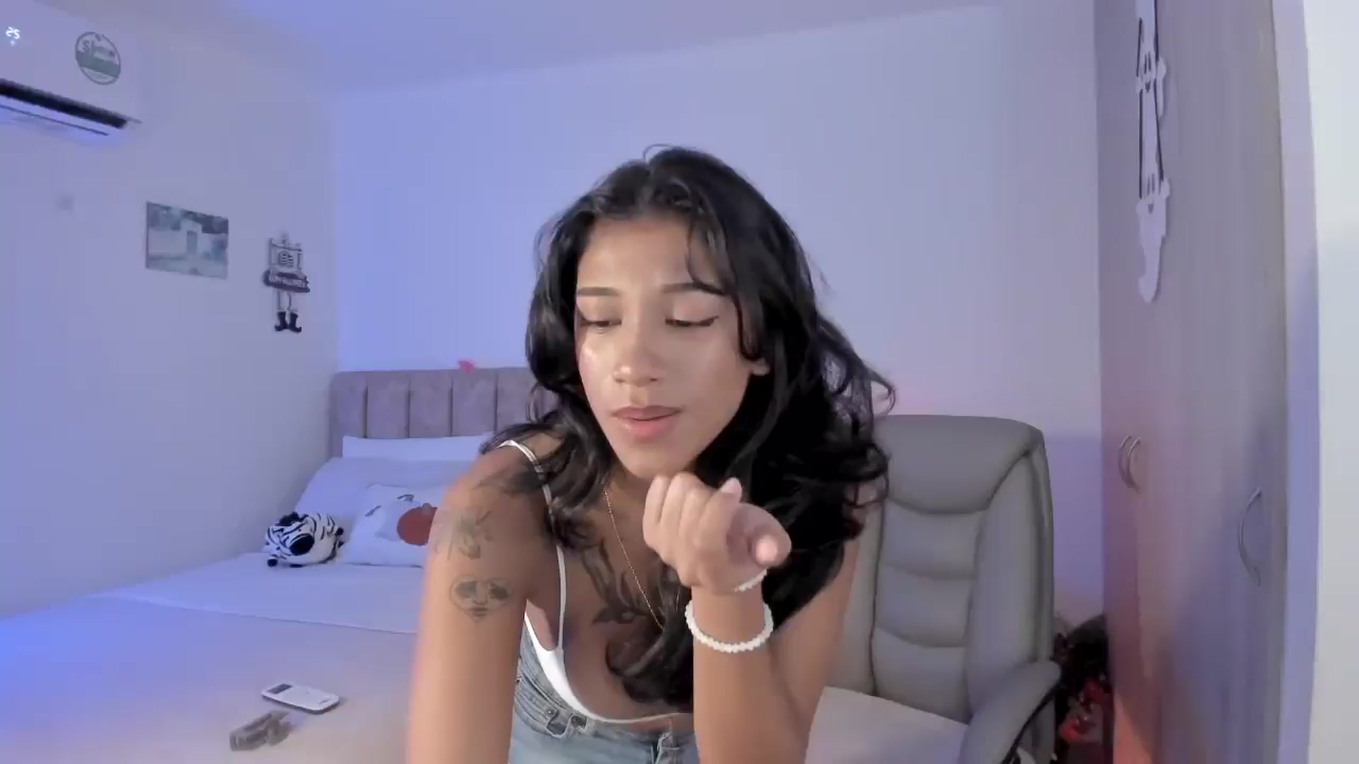 Gallery image thumbnail from MilaSun_'s myfreecams stream on, 10/05/2025, 12:33 image 1 of 20
