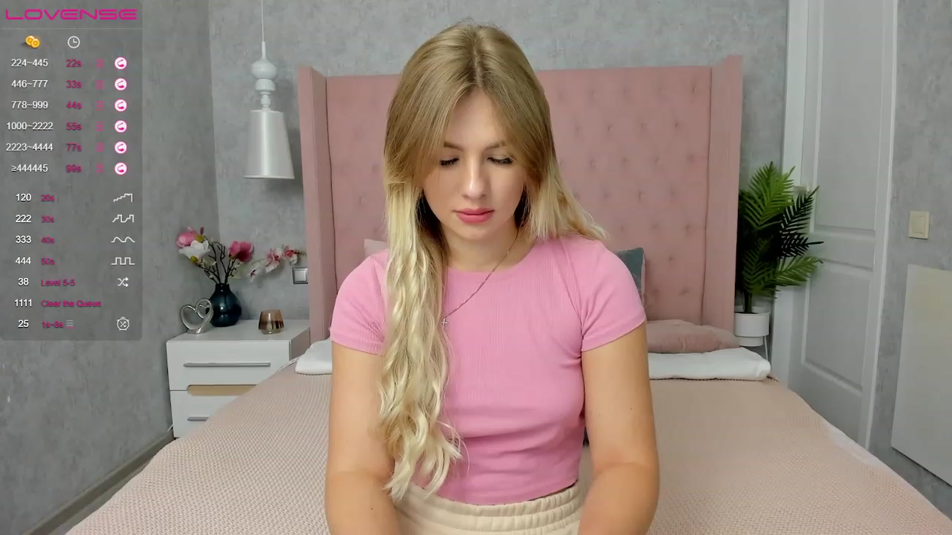 Gallery image thumbnail from MilaVox's myfreecams stream on, 11/23/2022, 15:53 image 19 of 20