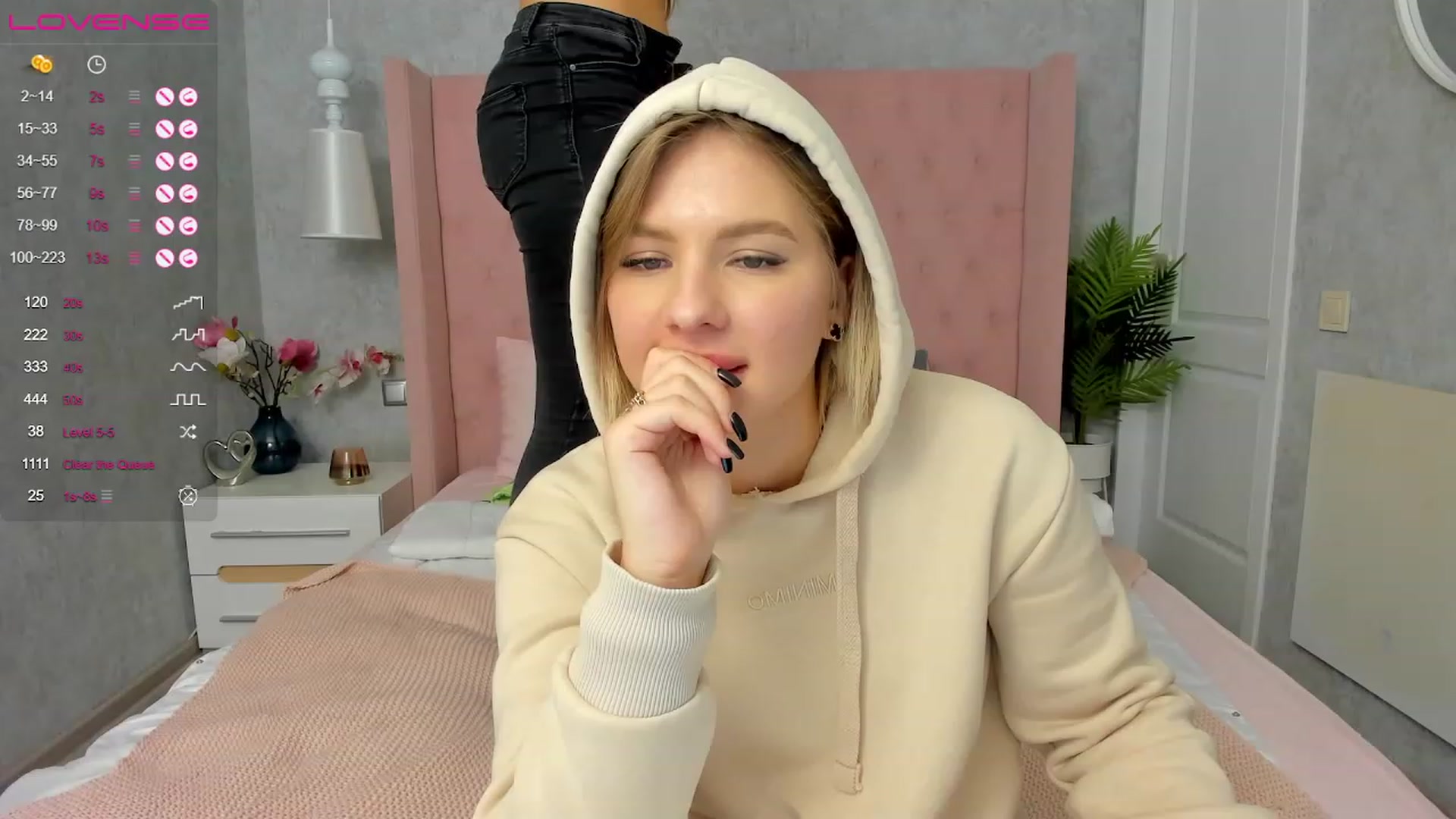 Gallery image thumbnail from MilaVox's myfreecams stream on, 11/23/2022, 17:52 image 16 of 20