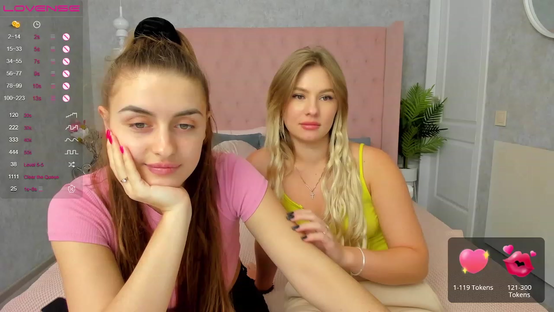 Gallery image thumbnail from MilaVox's myfreecams stream on, 11/23/2022, 19:02 image 4 of 20